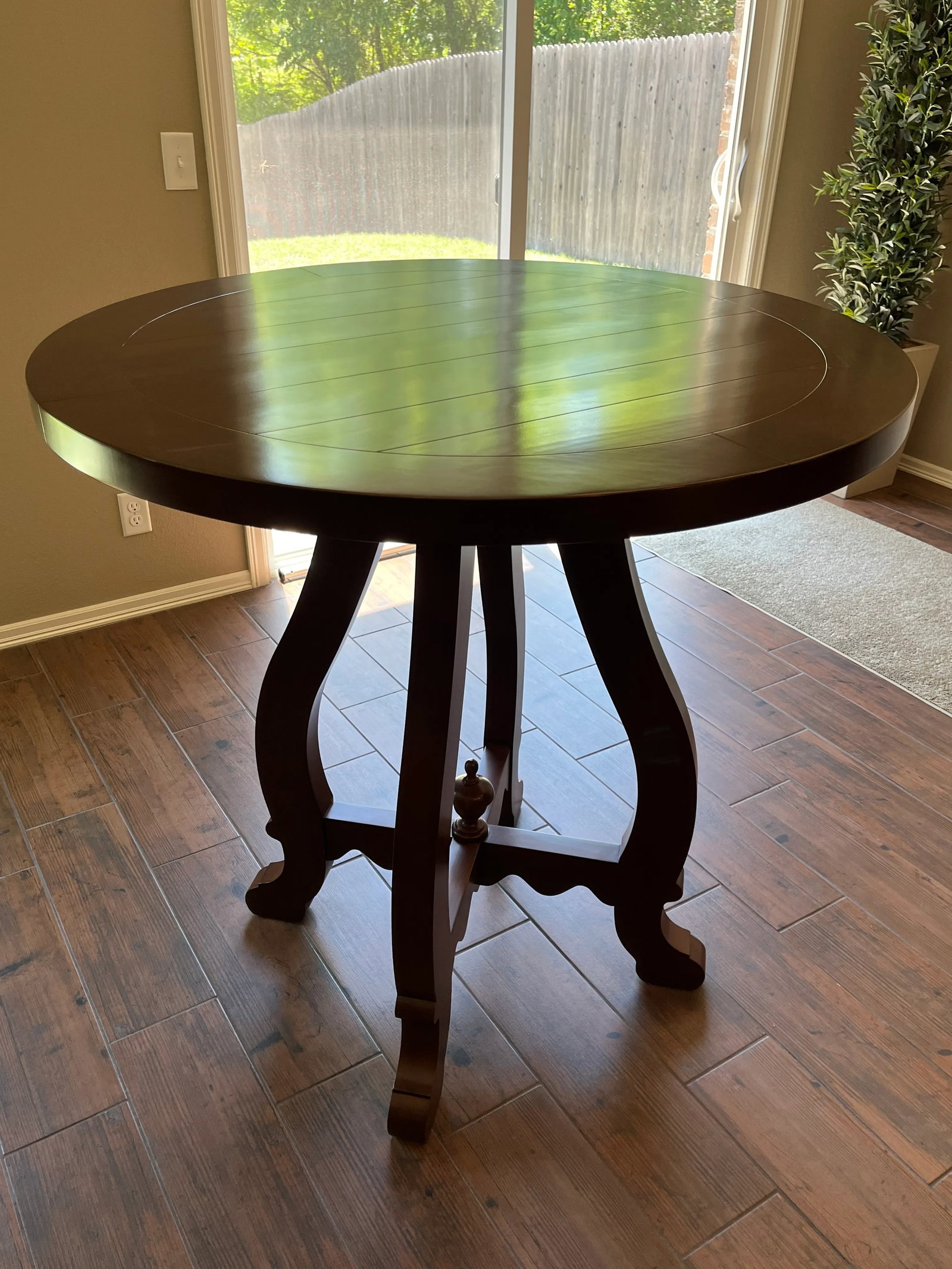 Fremarc Designs Round Bistro Table - 4