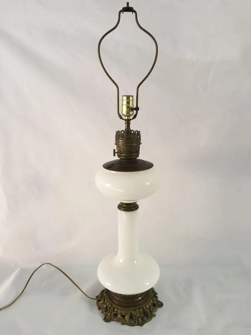 Antique French Style Opal Glass Table Lamp - 6