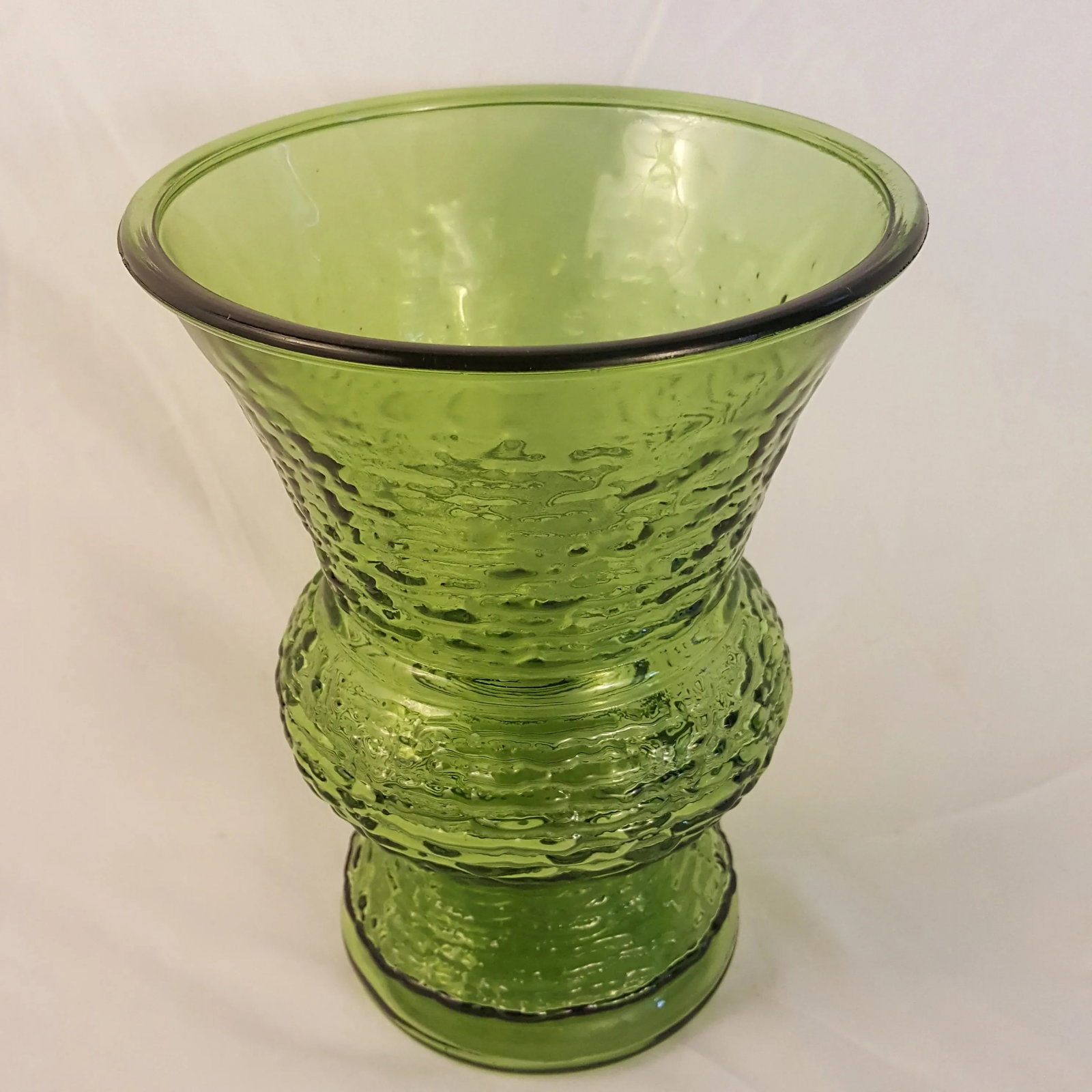 Anchor Hocking Glass Soreno Avocado Vase - 4