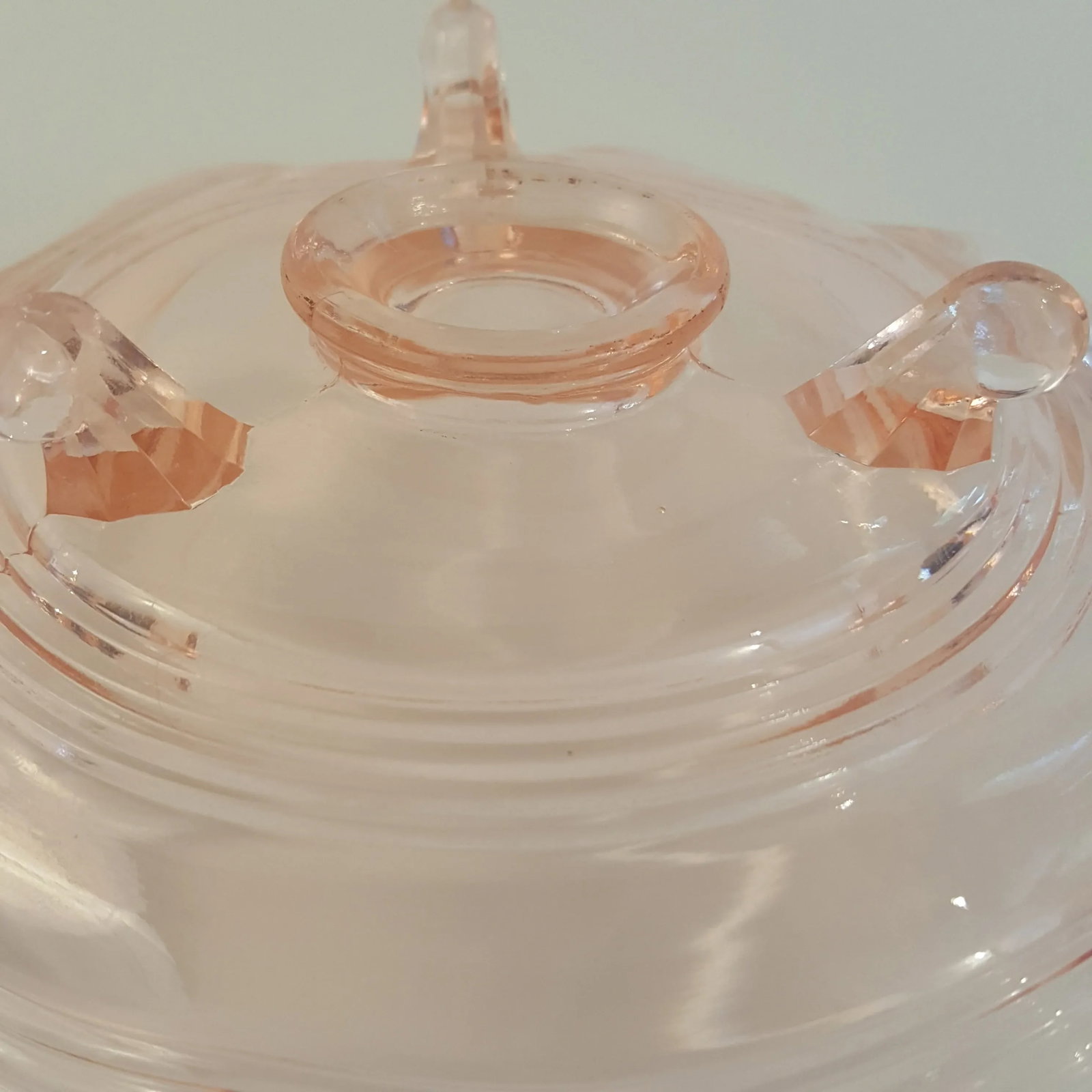 1930s Fenton Wide Rib #100 3 Footed Rose Glass Bowl - 4