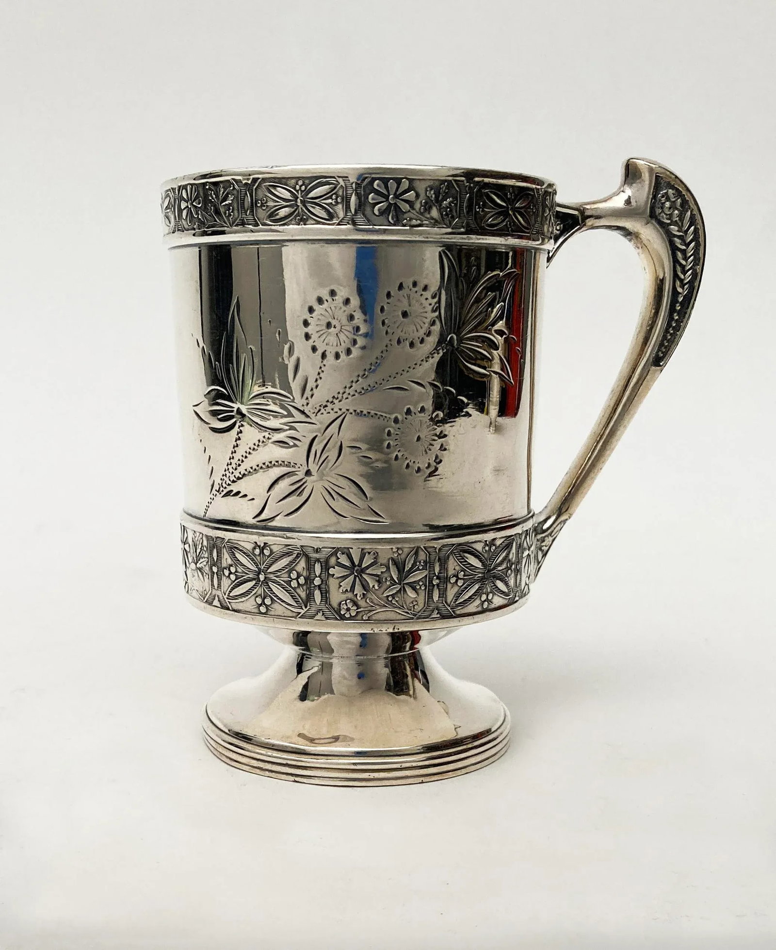 Late 19th Century Pelton Brothers & Co. Silver Plate Cup With Floral Motif - 8