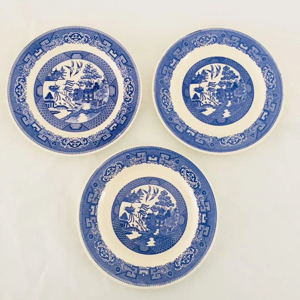 Vintage Blue Porcelain Willow Plates - Set of 3 - 6