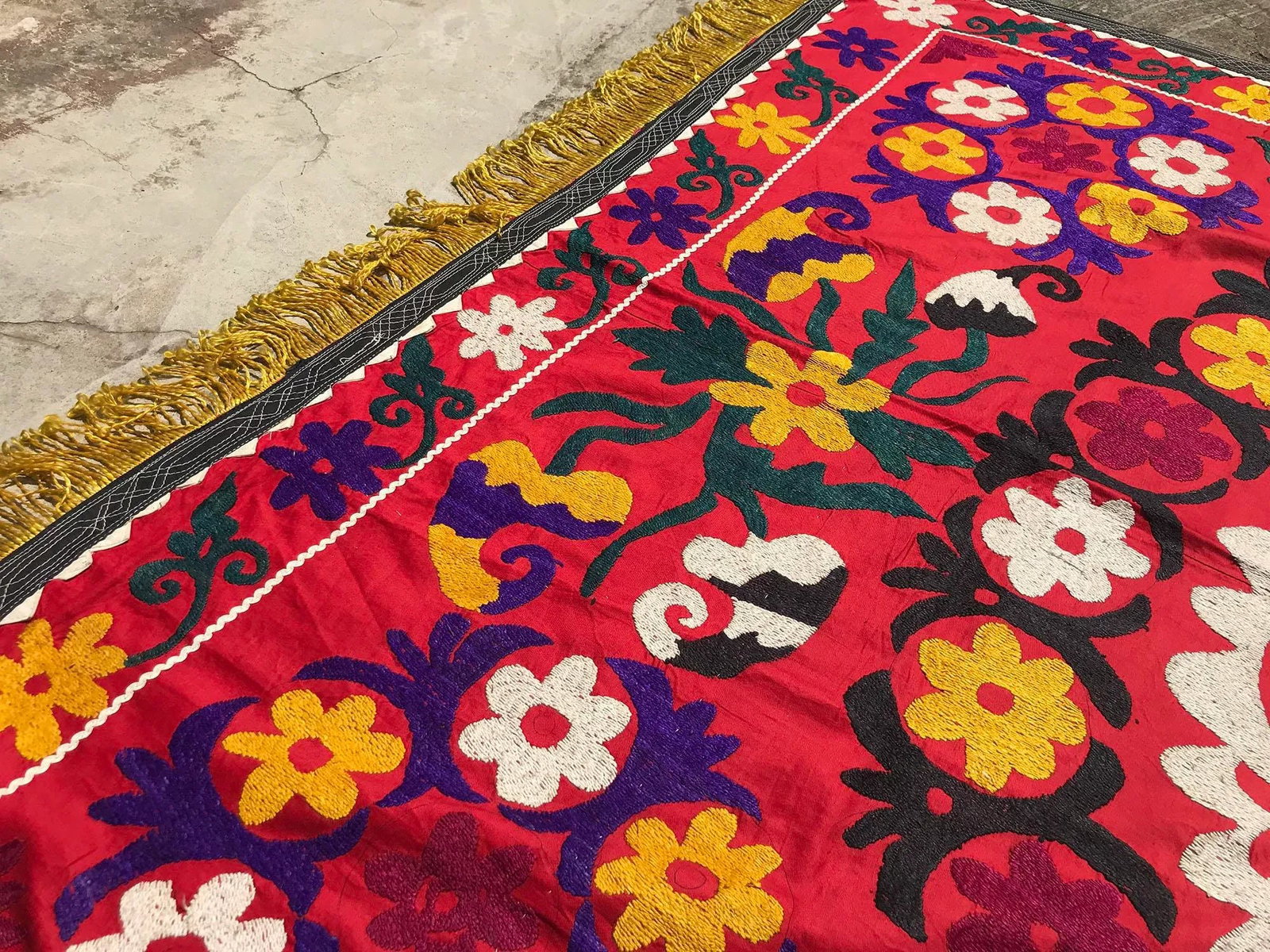 Floral Suzani Yellow Tassel Bedspread/Tapestry - 5