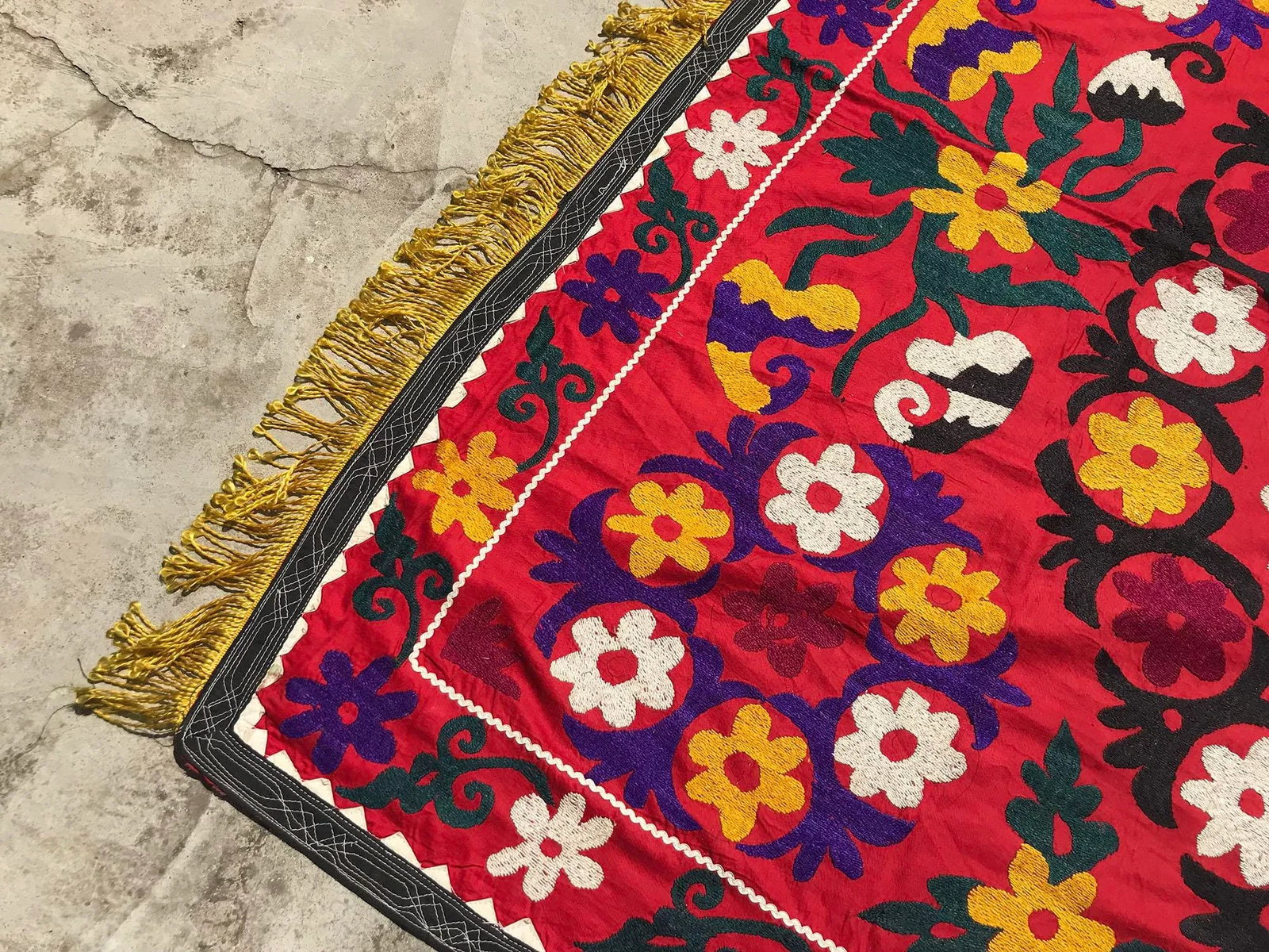 Floral Suzani Yellow Tassel Bedspread/Tapestry - 6