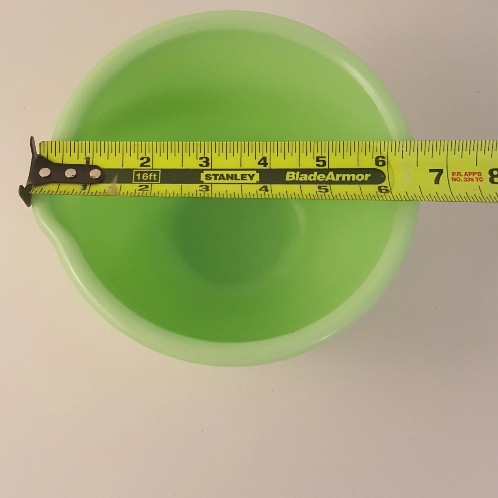 1940s McKee Glass Jadeite Kitchenware Mixing Bowl With Spout - 4