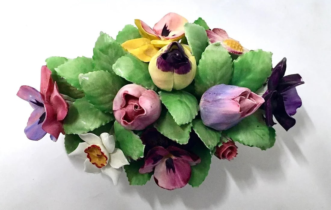 Vintage Royal Adderley Floral Sculpture - 4