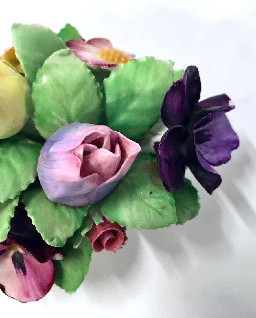 Vintage Royal Adderley Floral Sculpture - 7