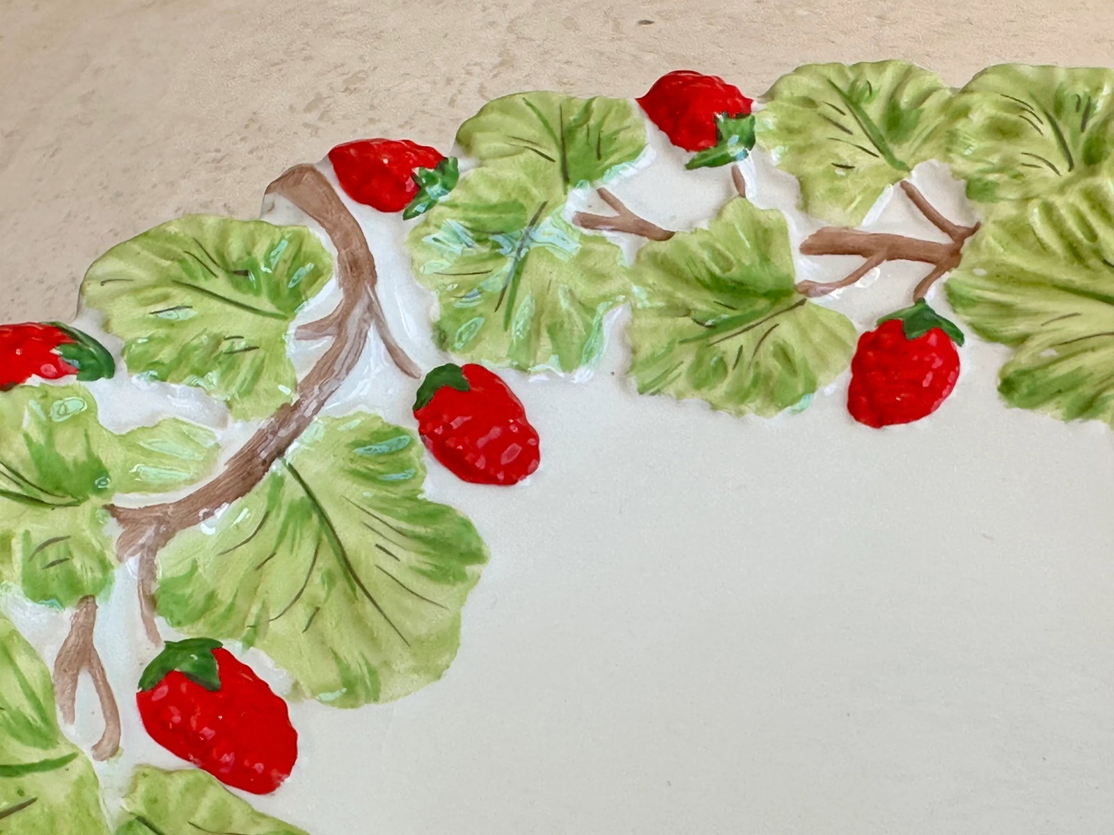 Mottahedeh Strawberry Footed Bowl - 5