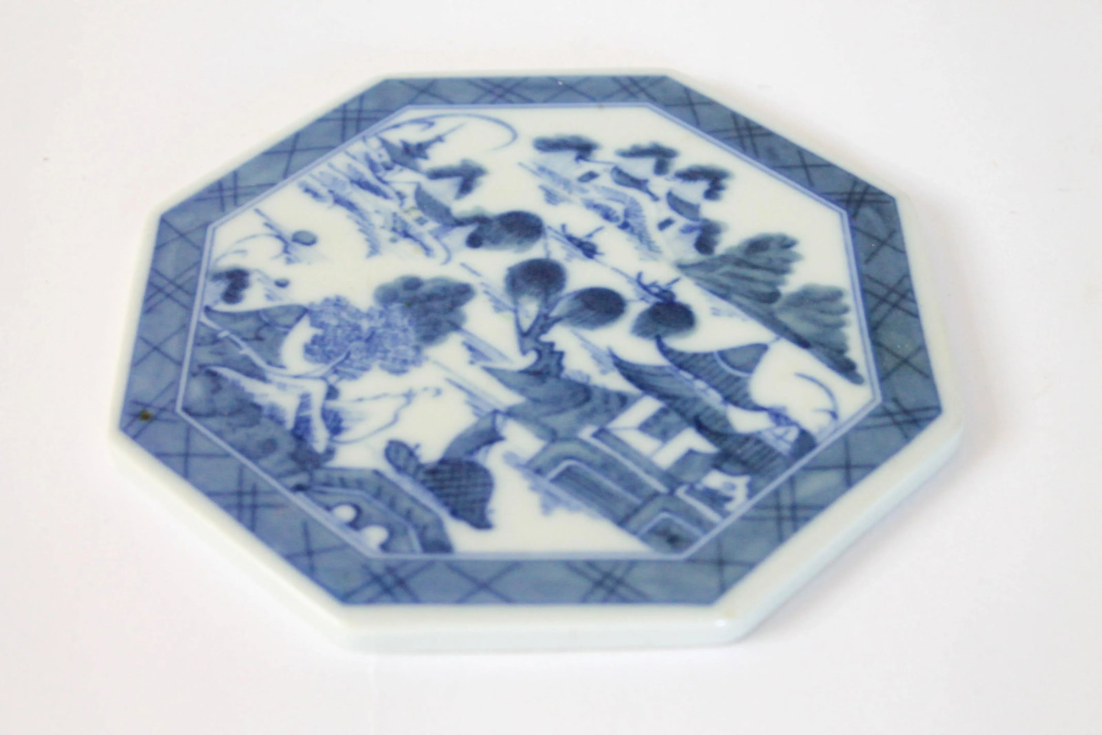 Vintage Mottahedeh Vista Alegre Ceramic Trivet - 3