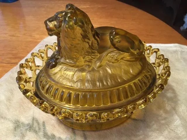 Vintage Amber Imperial Glass Covered Dish With Lion - 11