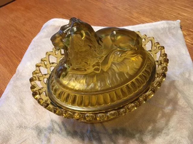 Vintage Amber Imperial Glass Covered Dish With Lion - 3