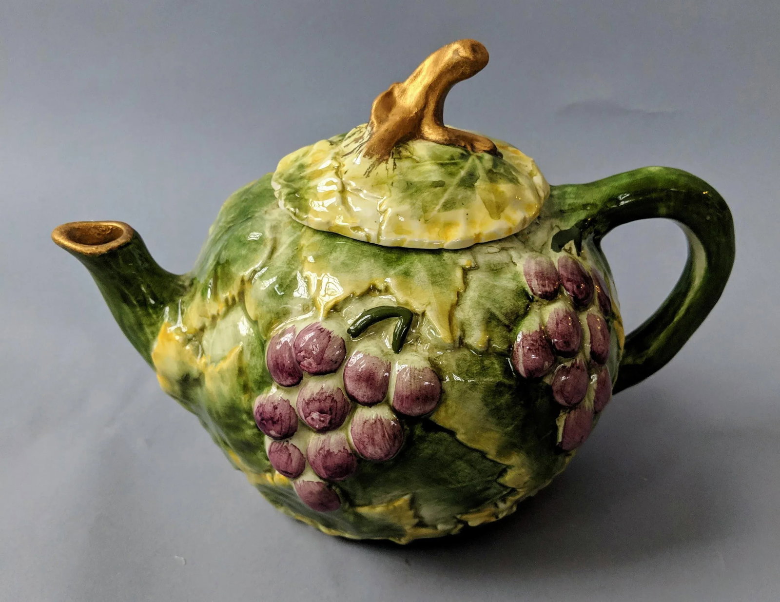 Vintage 1970s Italian Green, Gold, and Purple Grape and Grape Leaf Motif Decorative Tea Pot - 2