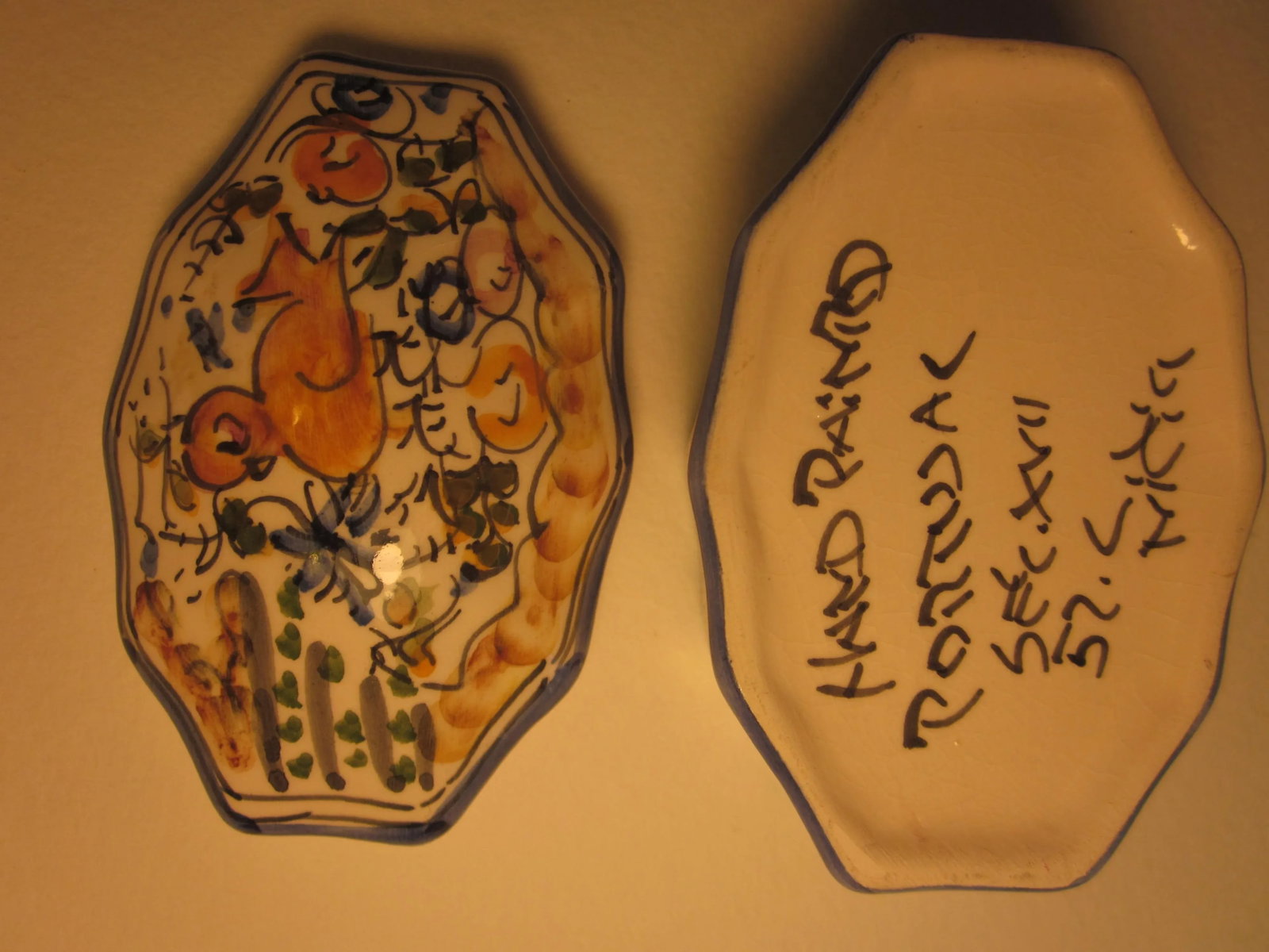 1990s Chinoiserie Three Small Blue-And-White Decorative Ceramics - Set of 3 - 5