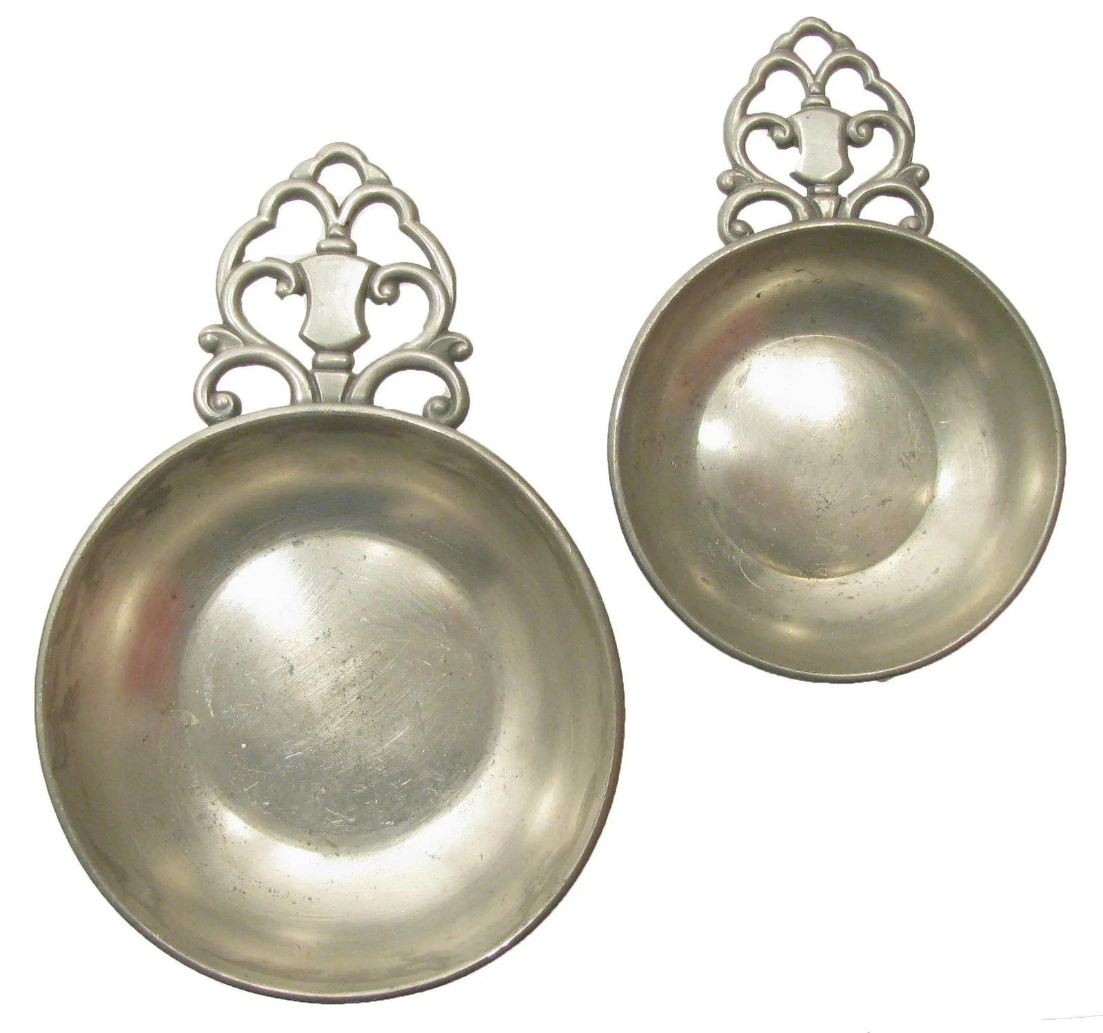 Royal Holland Pewter Porringers, a Pair - 3