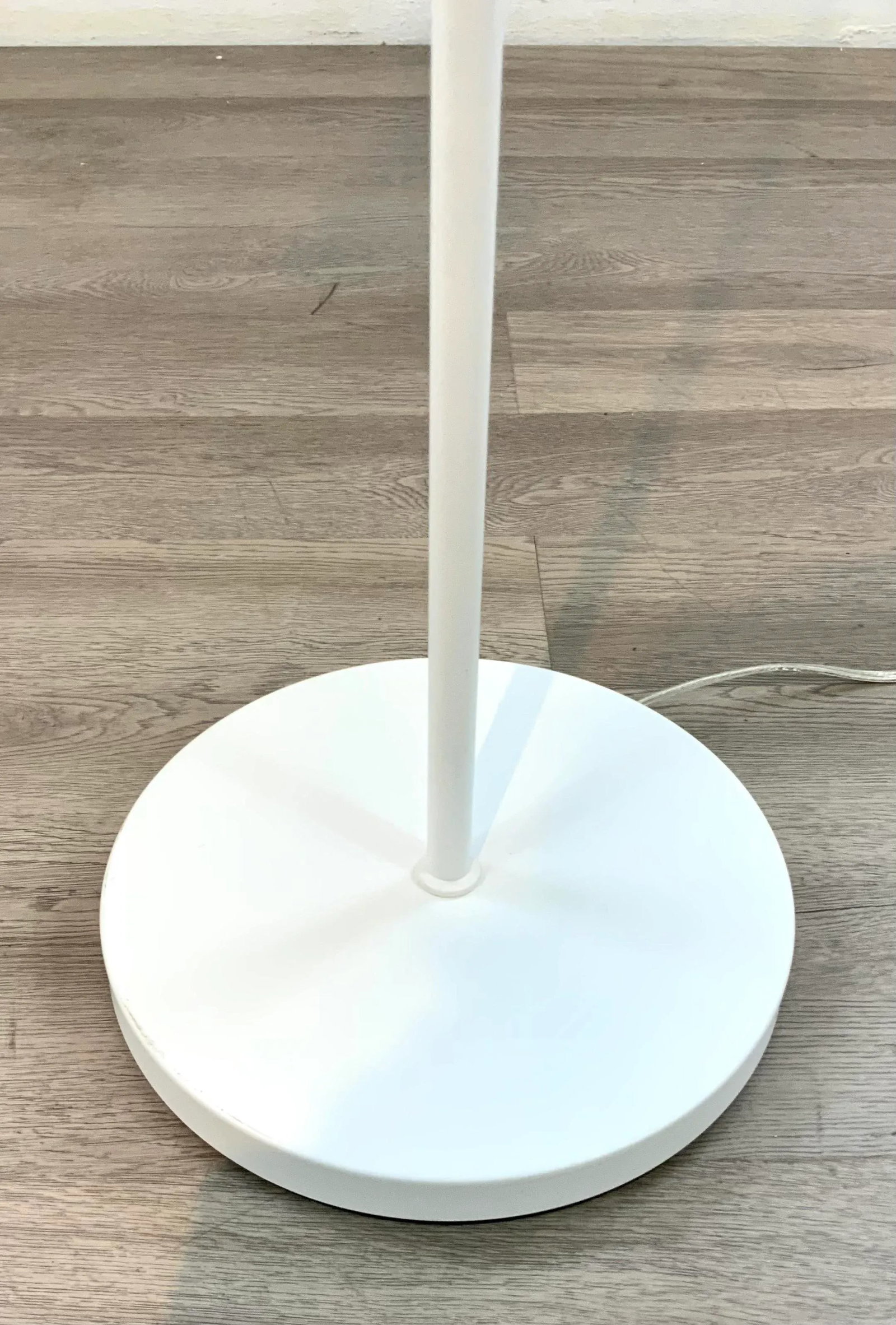 Mid-Century Modern Style White Metal Adjustable Floor Lamp - 2