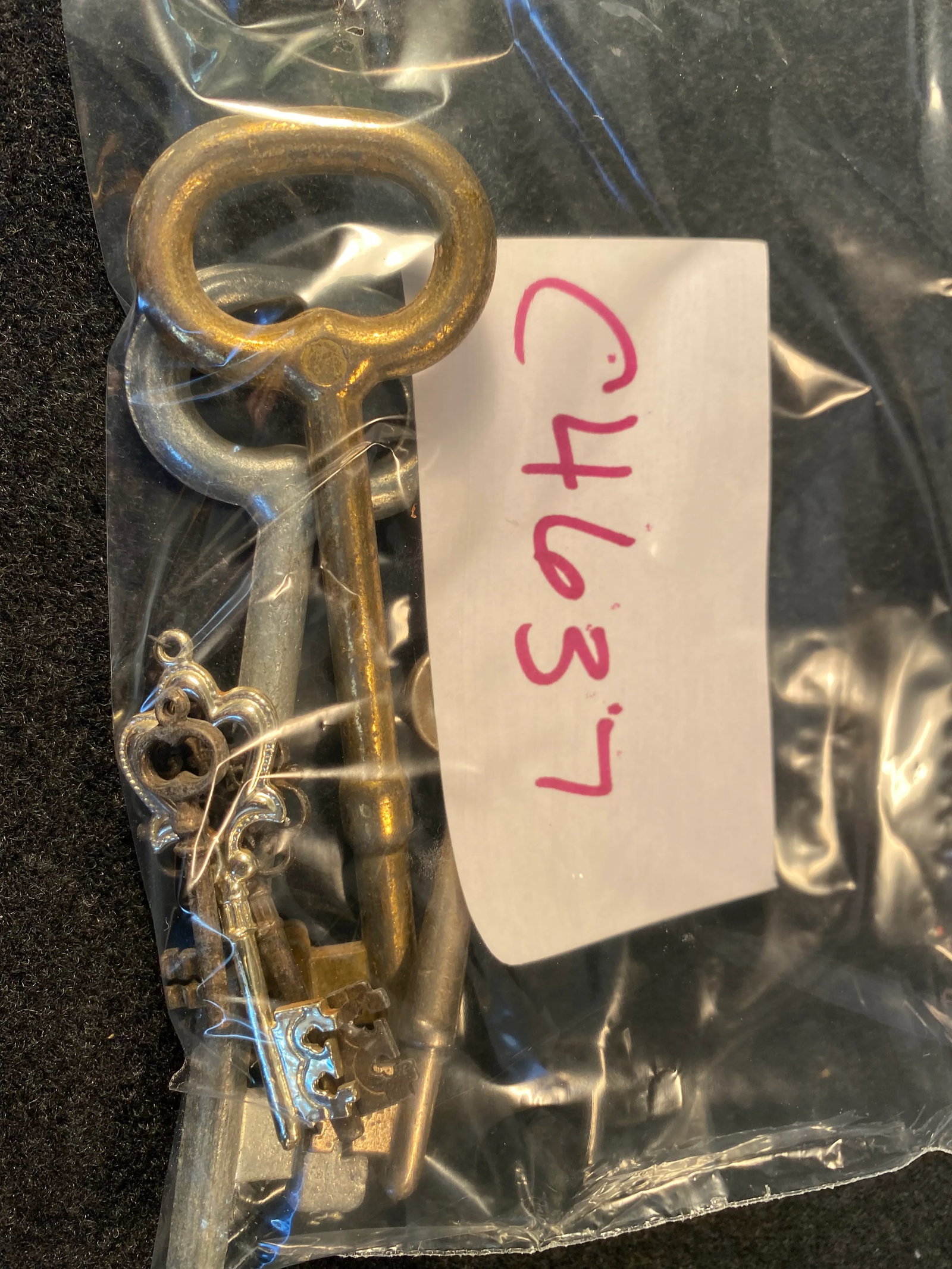 Vintage Mixed Materials Skeleton Keys- Set of 6 - 2