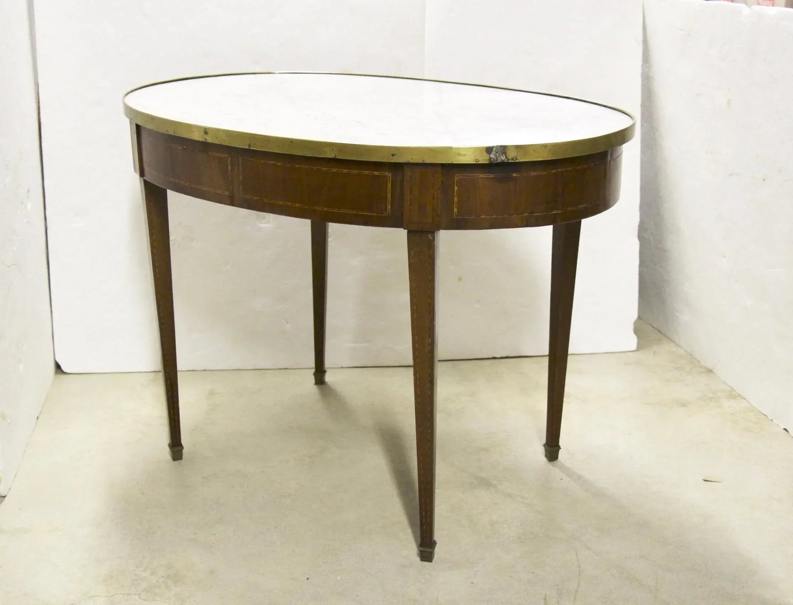French 19th Century Oval Side Table - 3