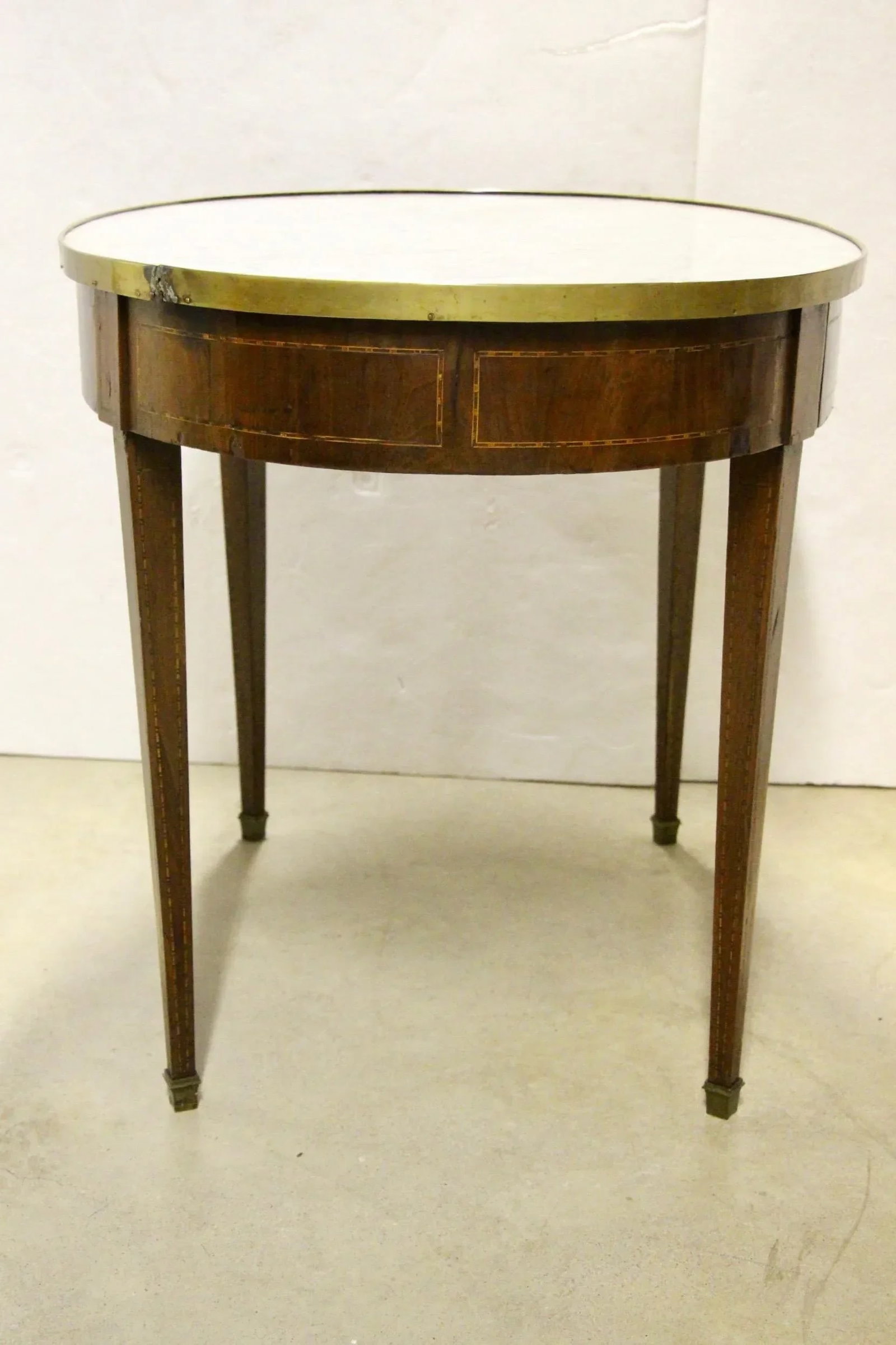 French 19th Century Oval Side Table - 4