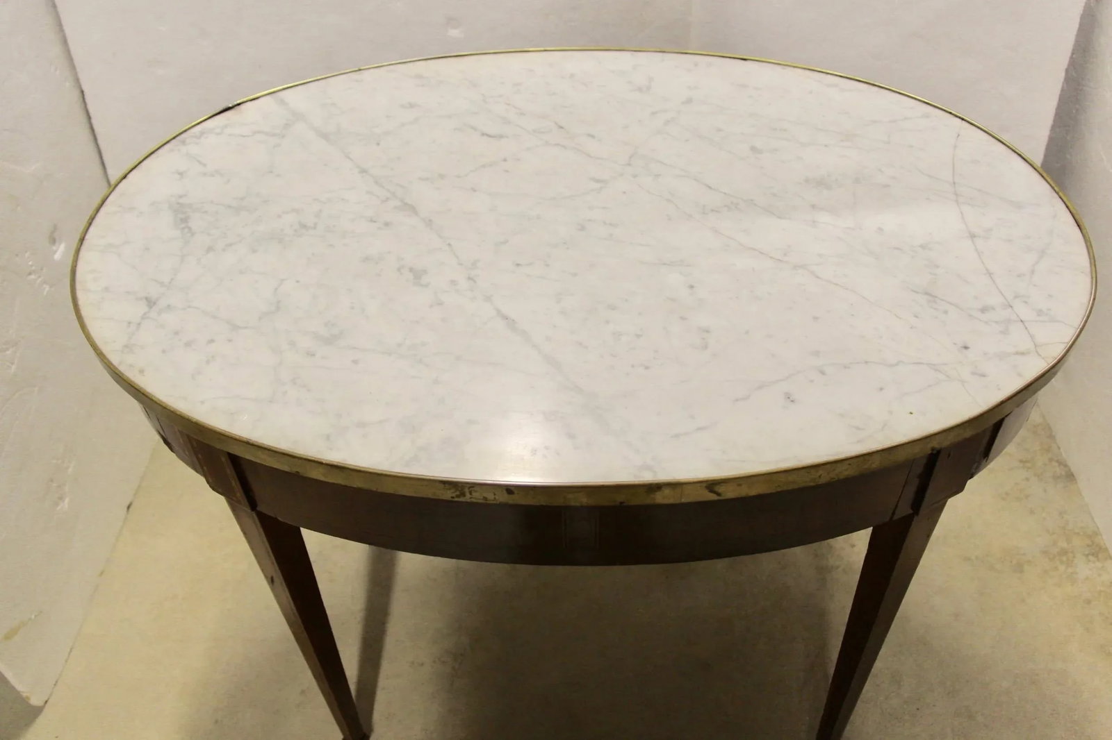 French 19th Century Oval Side Table - 5