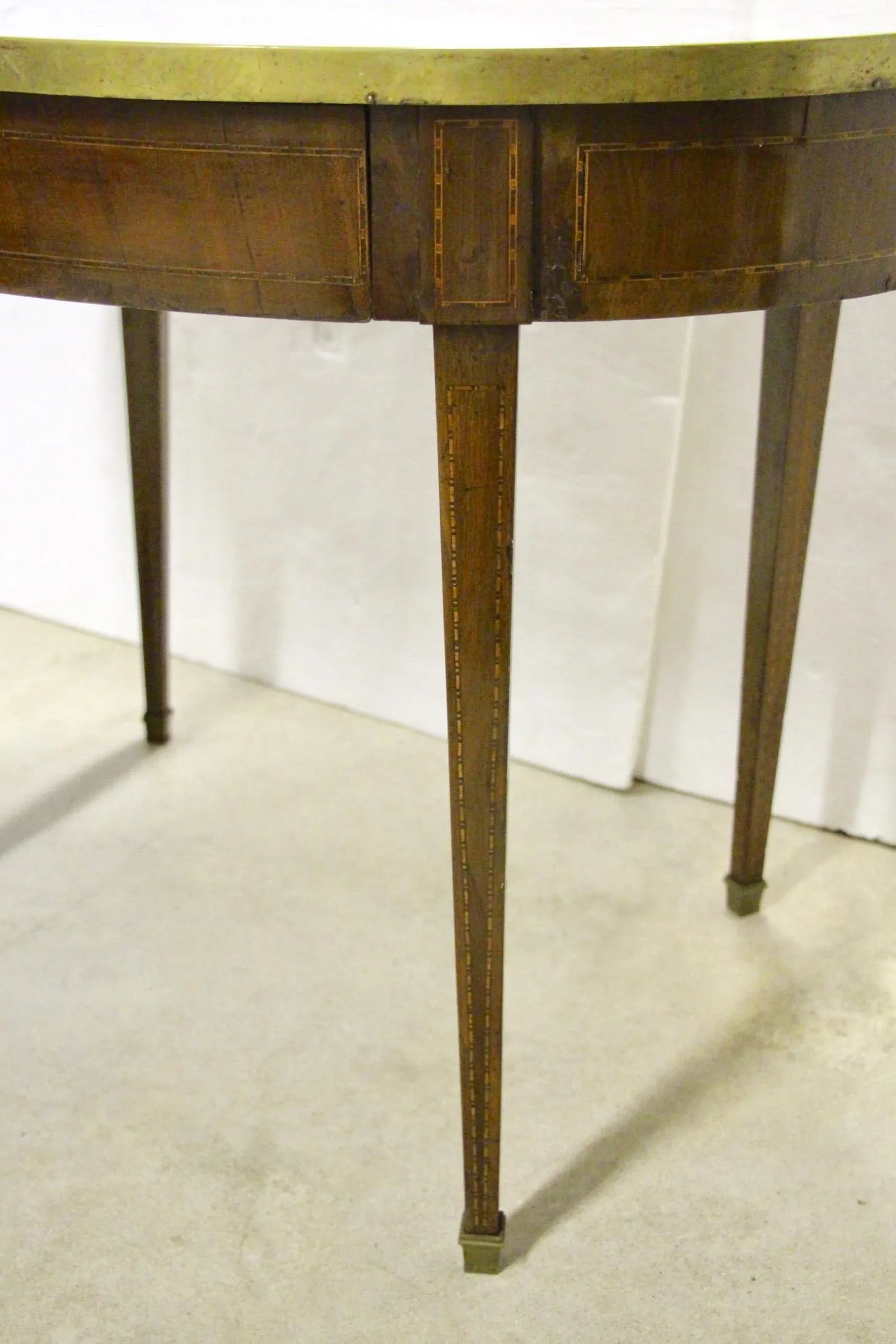 French 19th Century Oval Side Table - 7