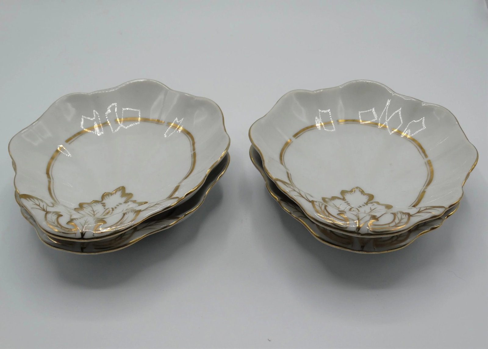 French Gilt Old Paris Porcelain Bowls, Set of 4 - 4