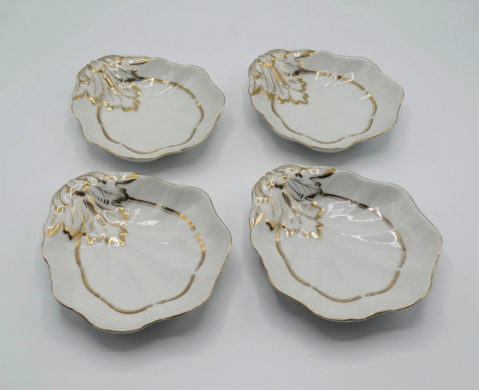 French Gilt Old Paris Porcelain Bowls, Set of 4 - 5