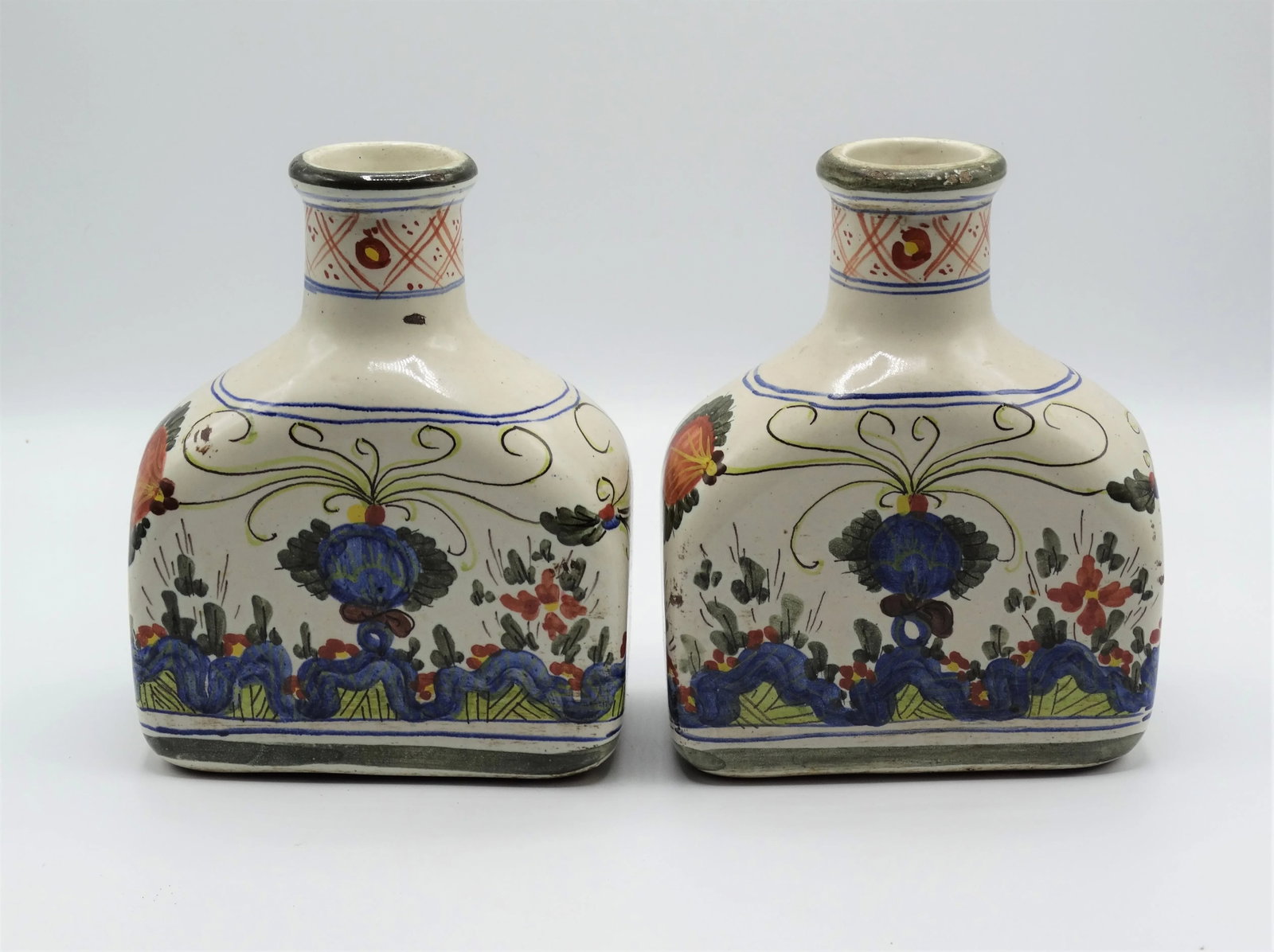Antique Italian Faience Vases Flasks, a Pair - 2