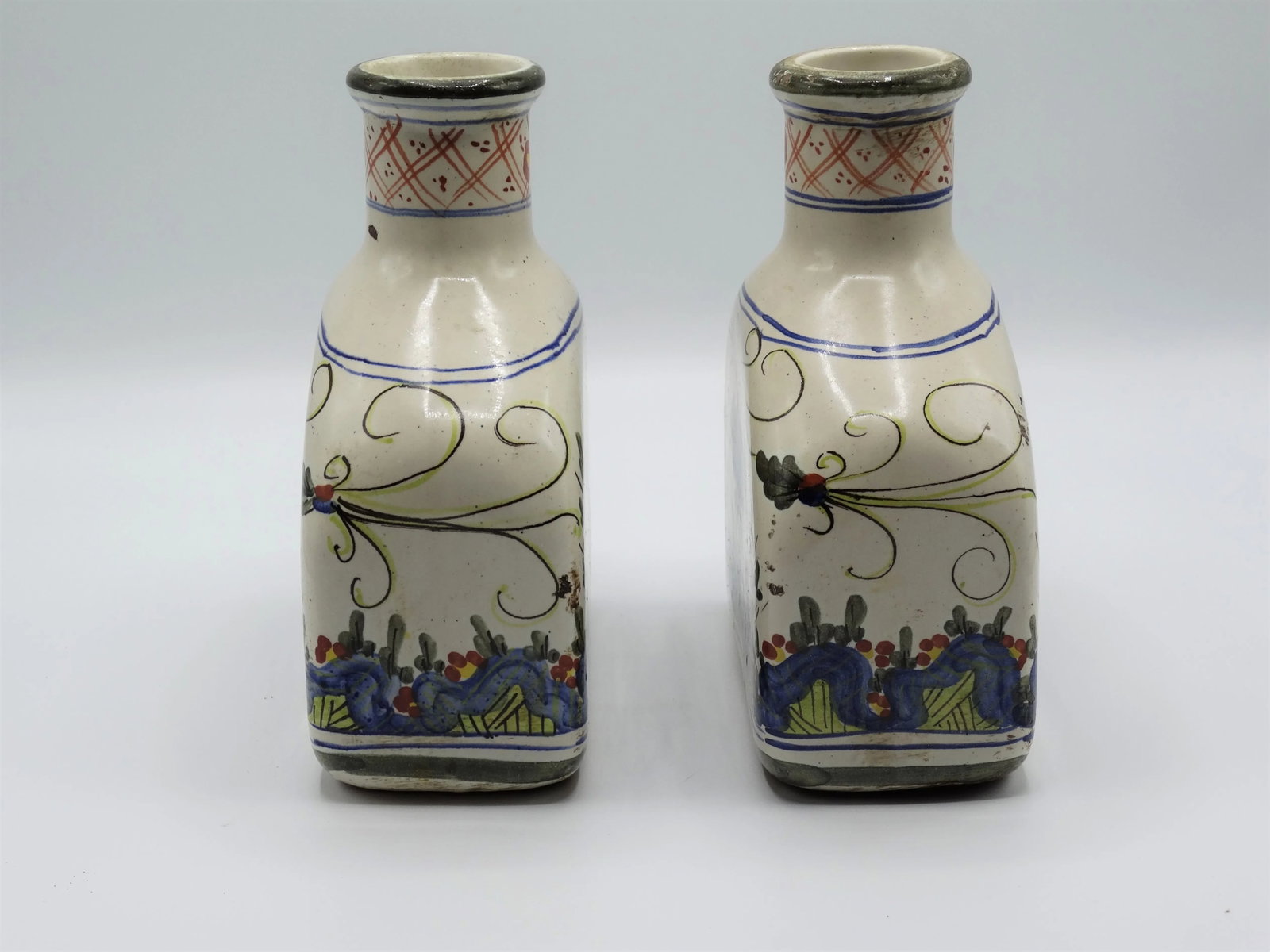 Antique Italian Faience Vases Flasks, a Pair - 4