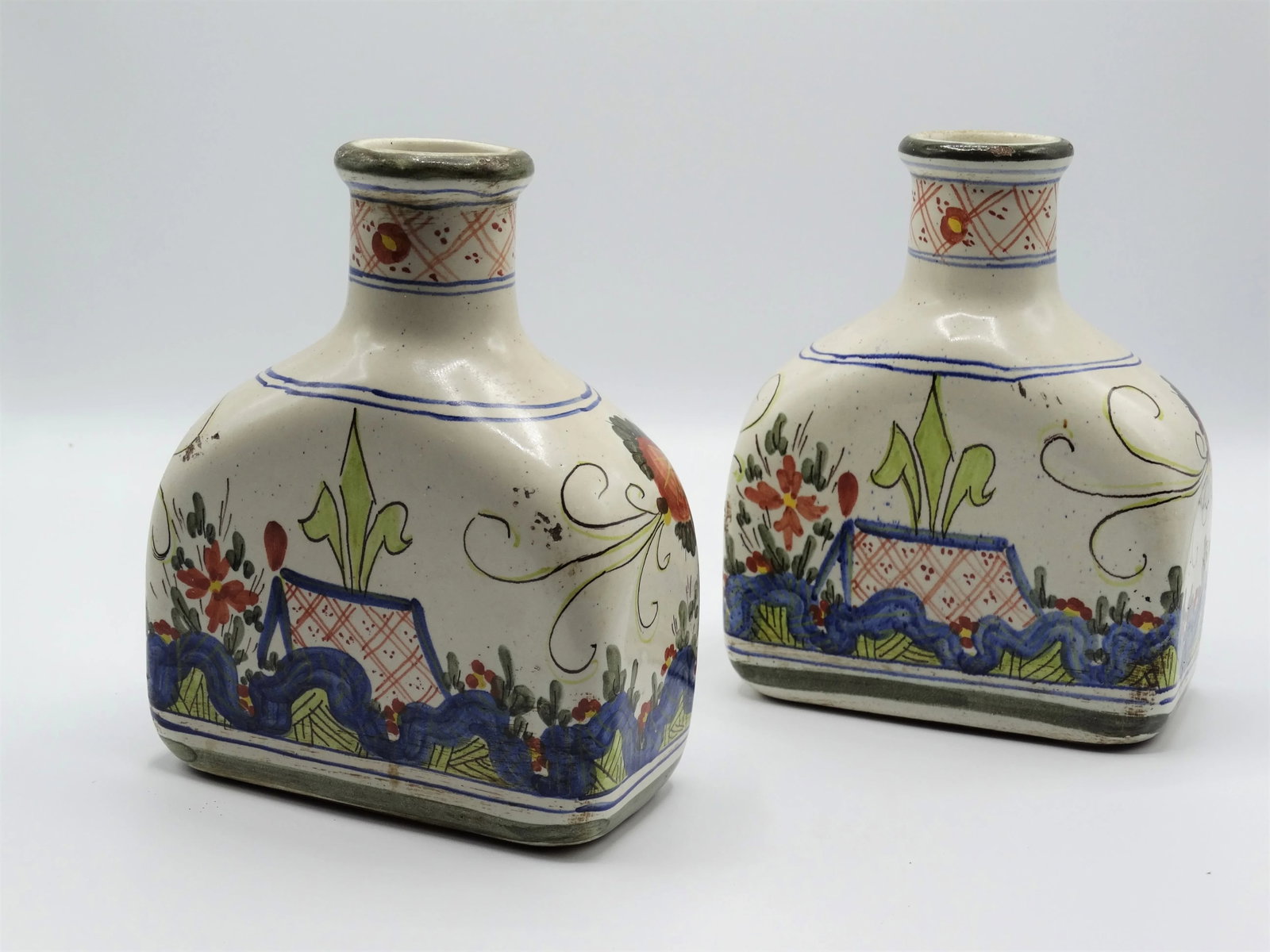 Antique Italian Faience Vases Flasks, a Pair - 7