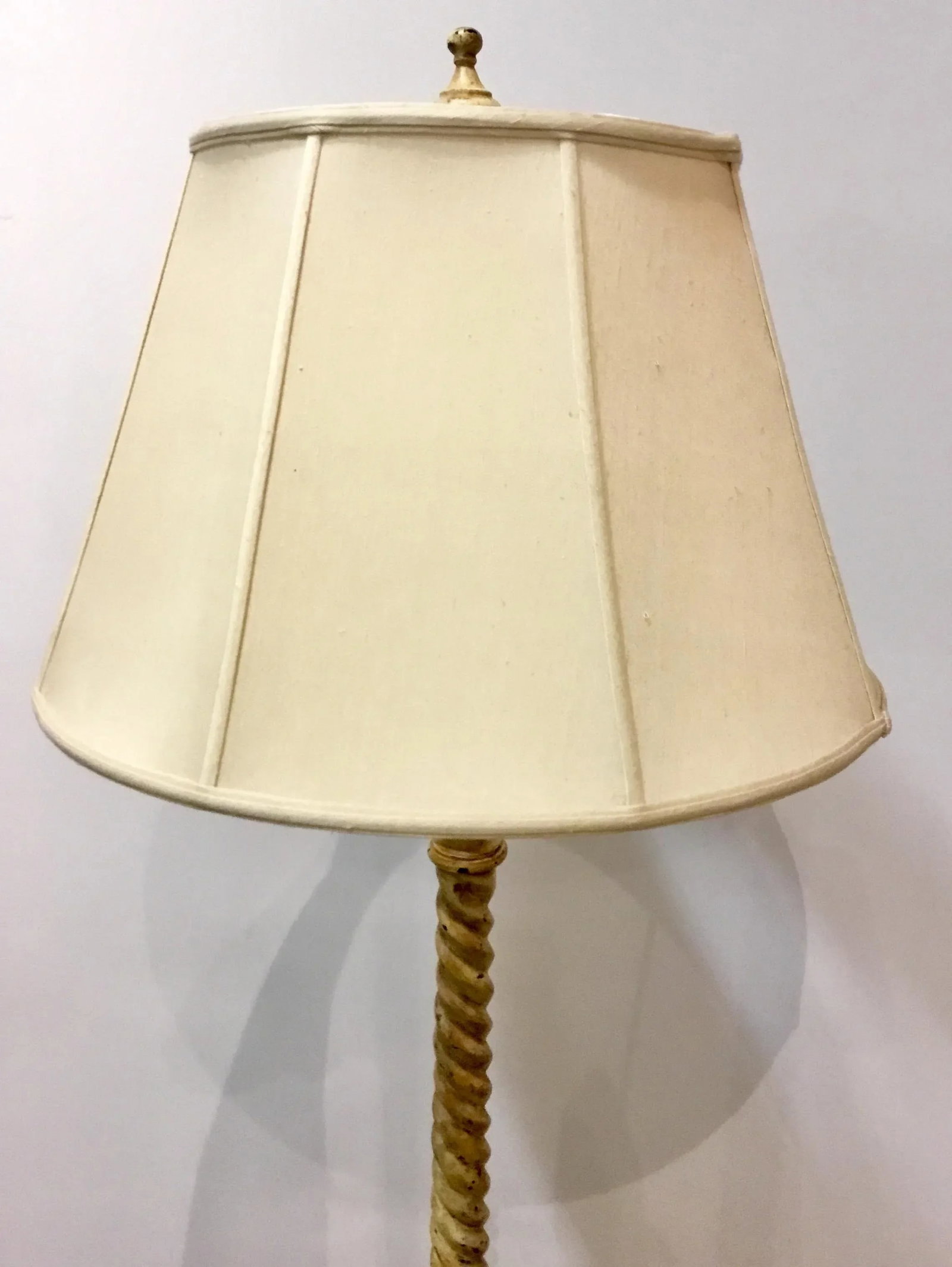 Transitional Carved Wood Cream Italian Floor Lamp - 2