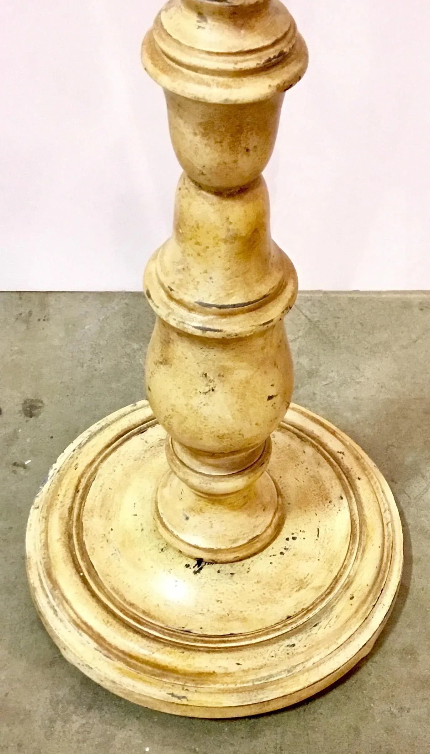 Transitional Carved Wood Cream Italian Floor Lamp - 3