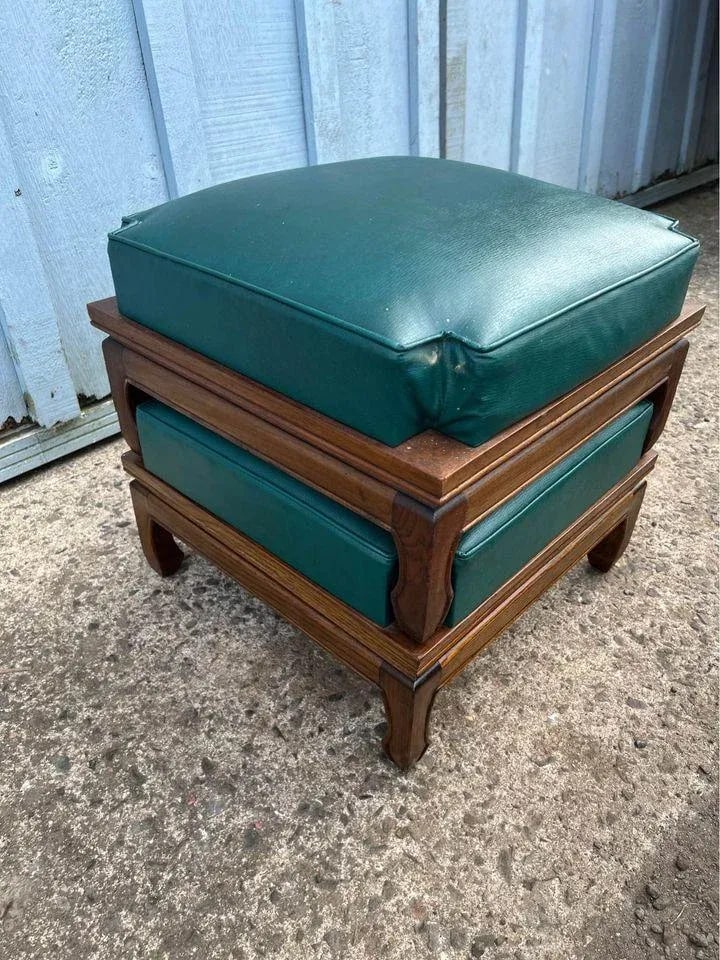 Mid 20th Century Pair of Vintage Chinoiserie Style Stackable Teak Footstools Made in Taiwan - 4