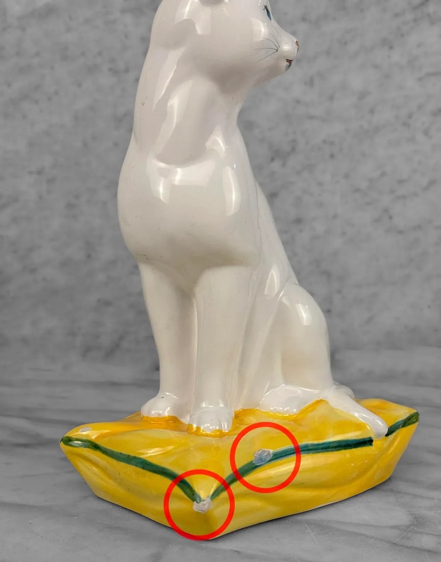 Vintage 11" Italian Regency Porcelain White Cat Sculpture - 7