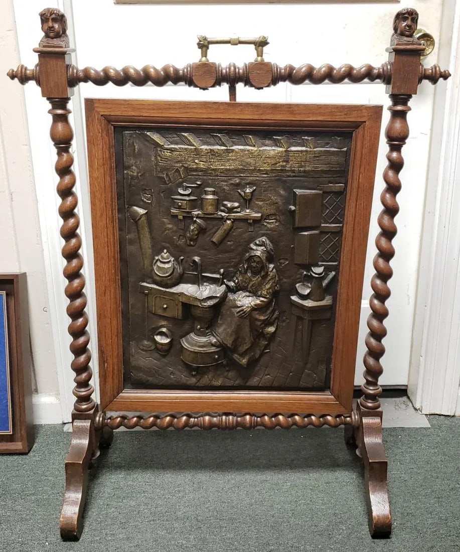C. 1880 English Arts and Crafts Movement Hammered Copper Oak Rotating Fireplace Screen Signed "Dase" - 2
