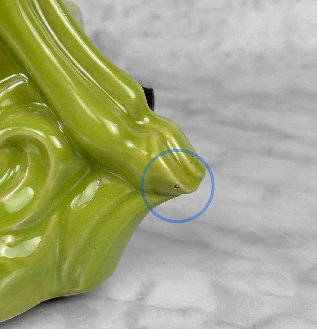 Mid-Century Art Deco Avocado Green Porcelain Leaping Deer Tv Lamp - 10