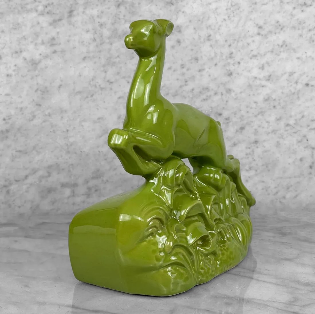 Mid-Century Art Deco Avocado Green Porcelain Leaping Deer Tv Lamp - 3