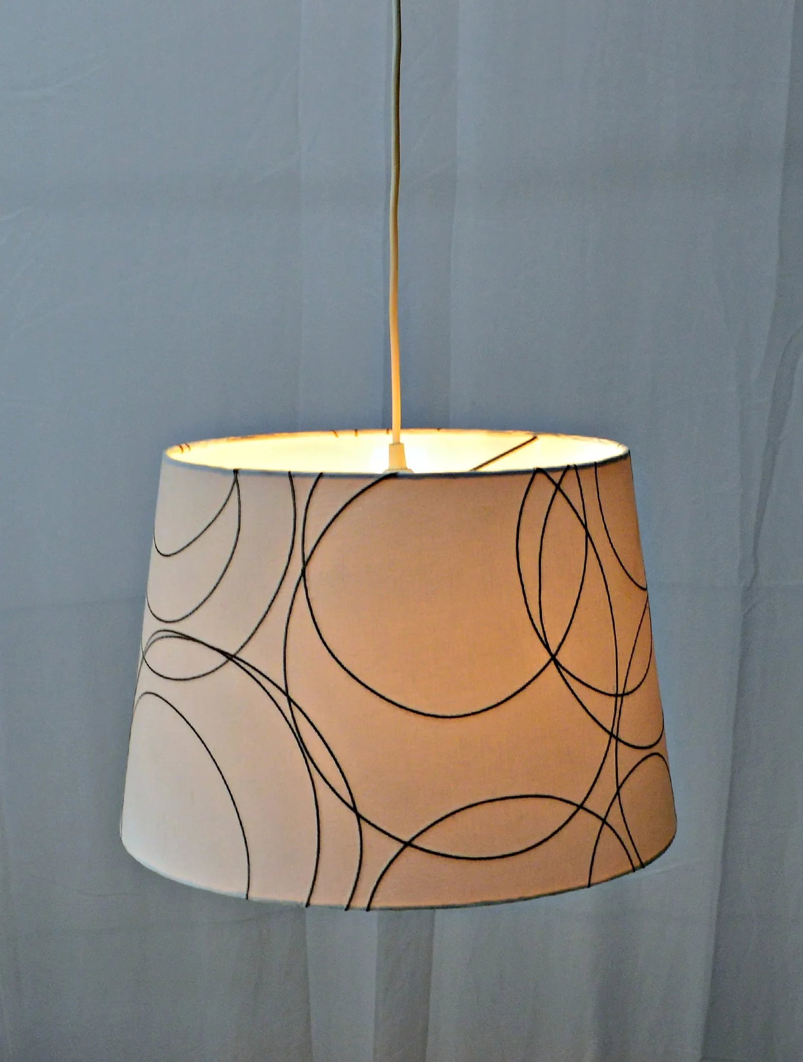 Retro-Style Pendant Lamp - 6
