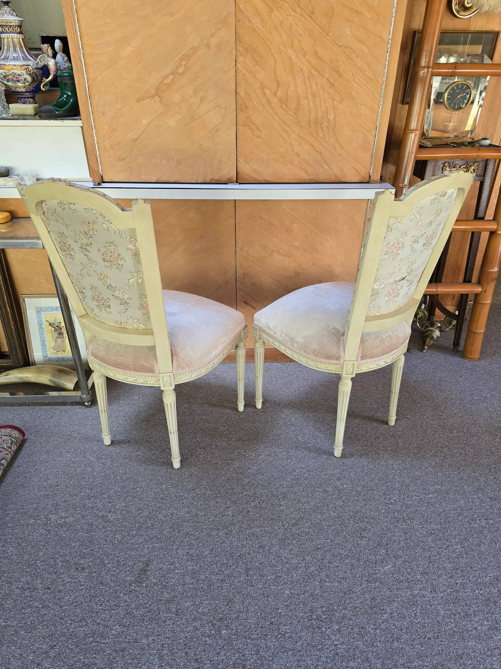 1960s Mid Century Louis XV Style French Pair of Chairs - 7