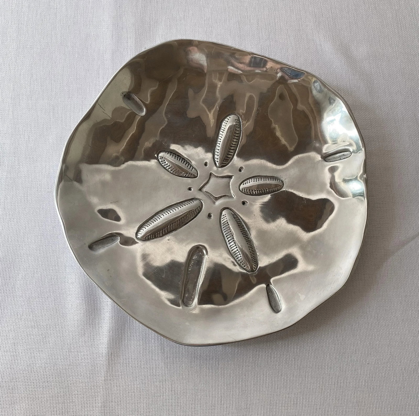 Mariposa Sand Dollar Serving Platter - 8