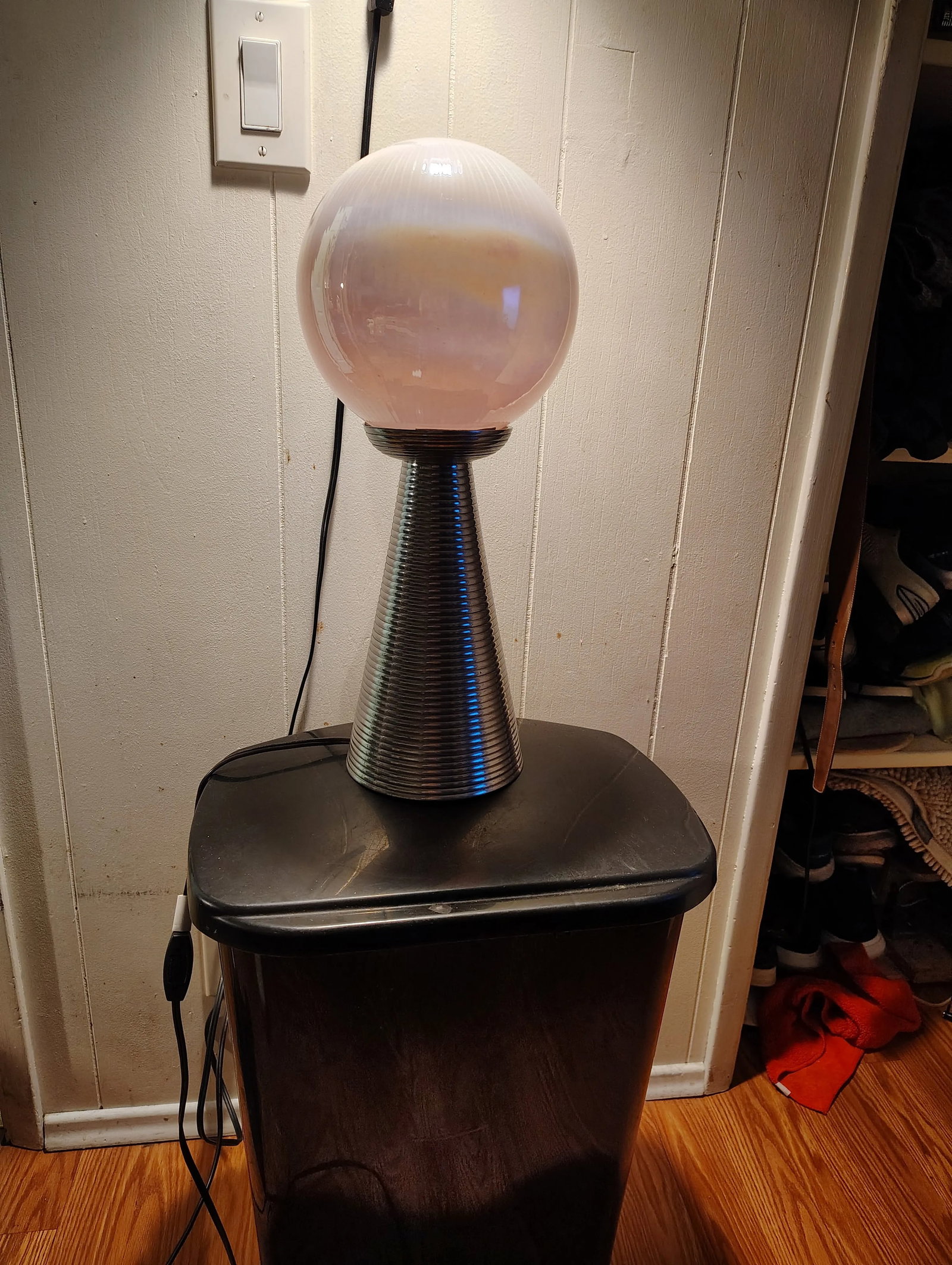 1980s Polished Aluminum Tower and Glass Globe Table / Floor Lamp - 6