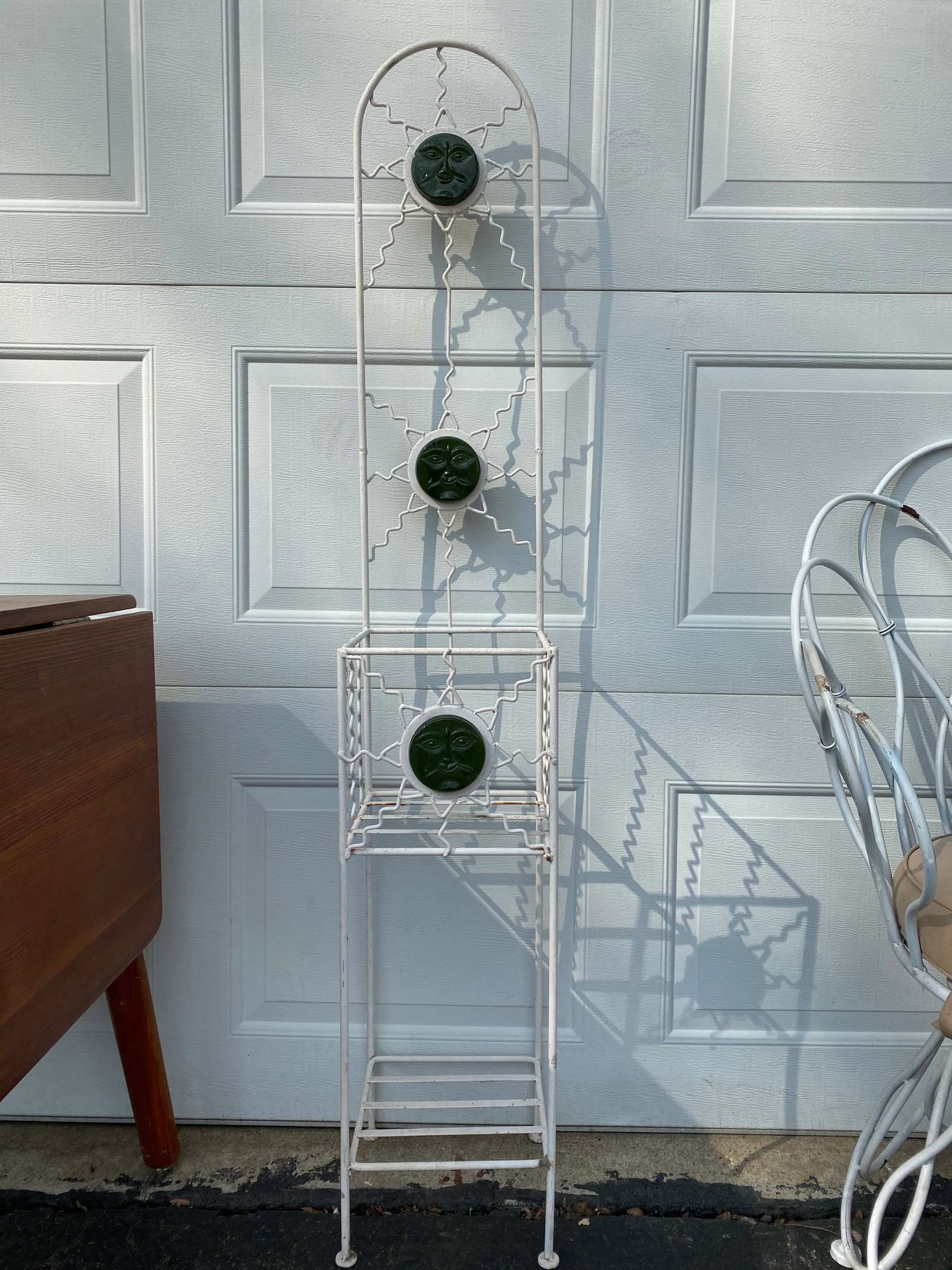 Late 20th Century Metal and Glass Sun Face Plant Stand - 7