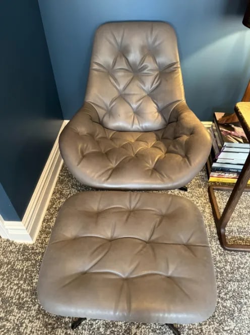 De Sede 144/101 Leather Armchair & Ottoman - 4