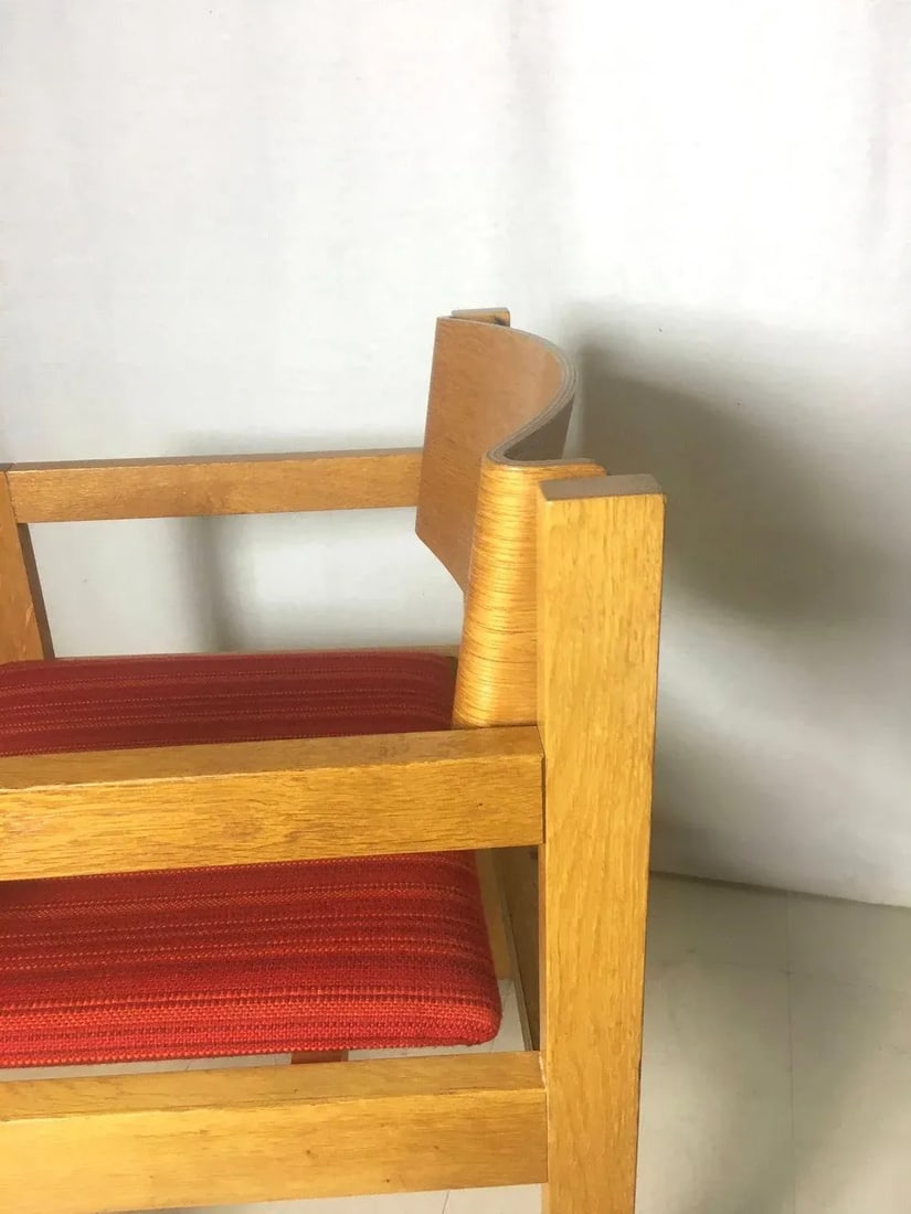 Large Harvey Probber Cushioned Armchairs - 6
