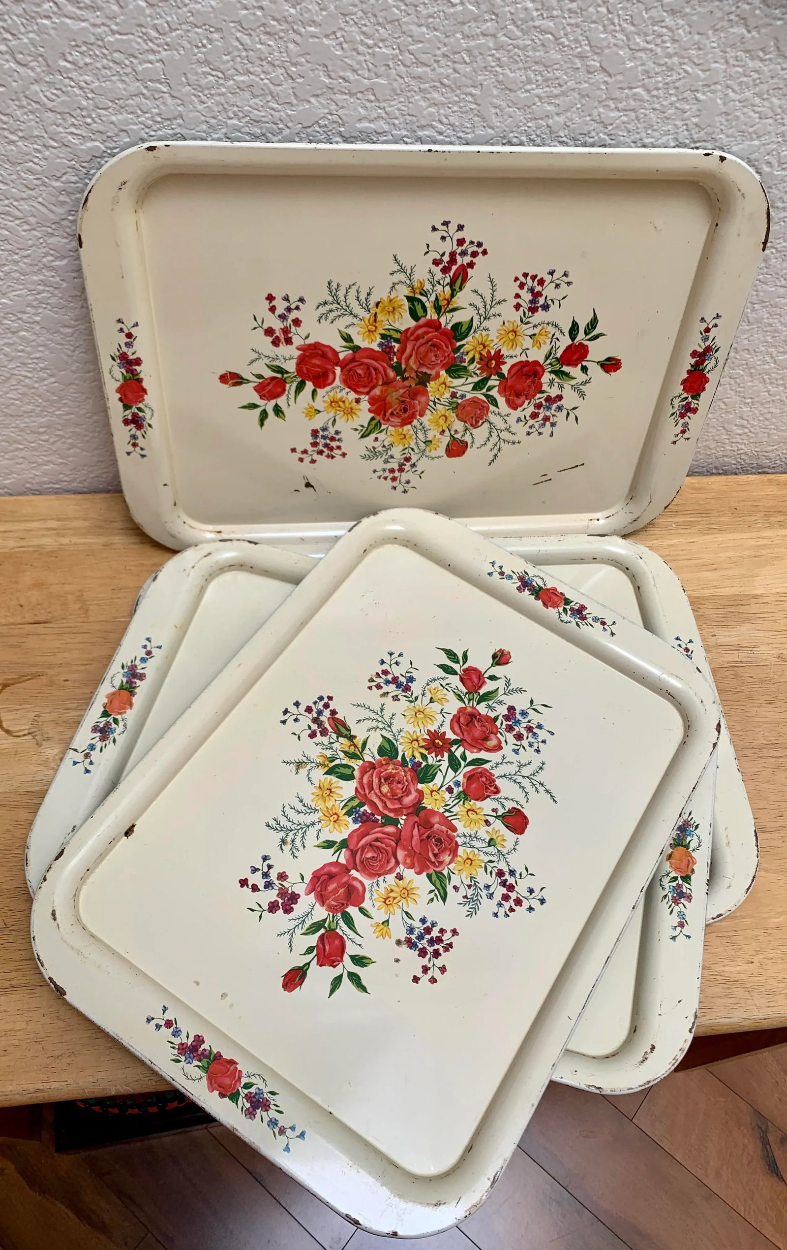 Set of Four Cottage Chic Large Floral Trays - 10