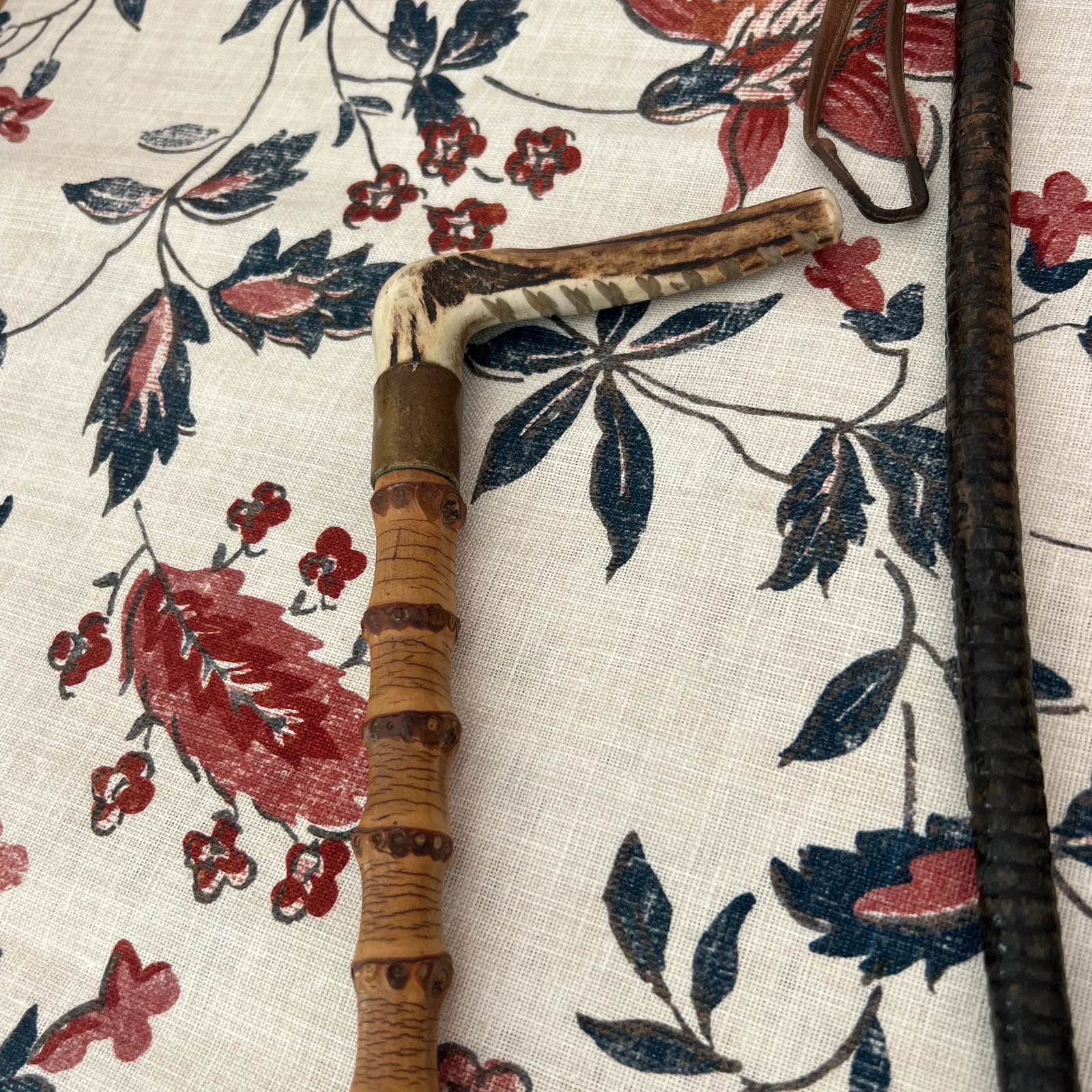 Collection of Antique English Riding Crops With Leather, Bamboo, Leather Details - Set of 3 - 7