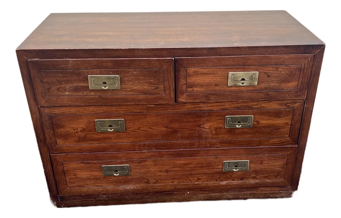 Campaign Scene 1, Henredon Chest of 4 Drawers: Henredon campaign scene 1, 4 drawer chest. Great piece but needs some TLC. Finish wear and Side Separation from chest near bottoms. priced accordingly. We had the matching cabinet which had both top