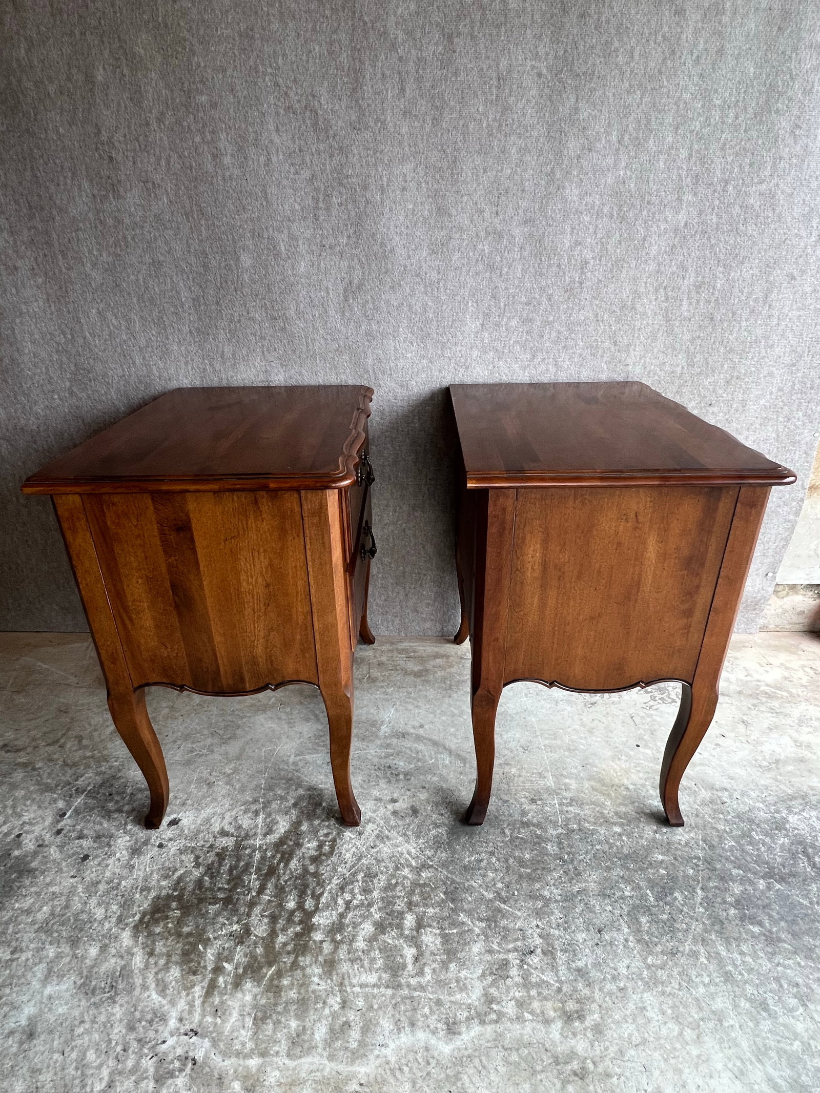 Pair of Ethan Allen French Country Nightstands - 3