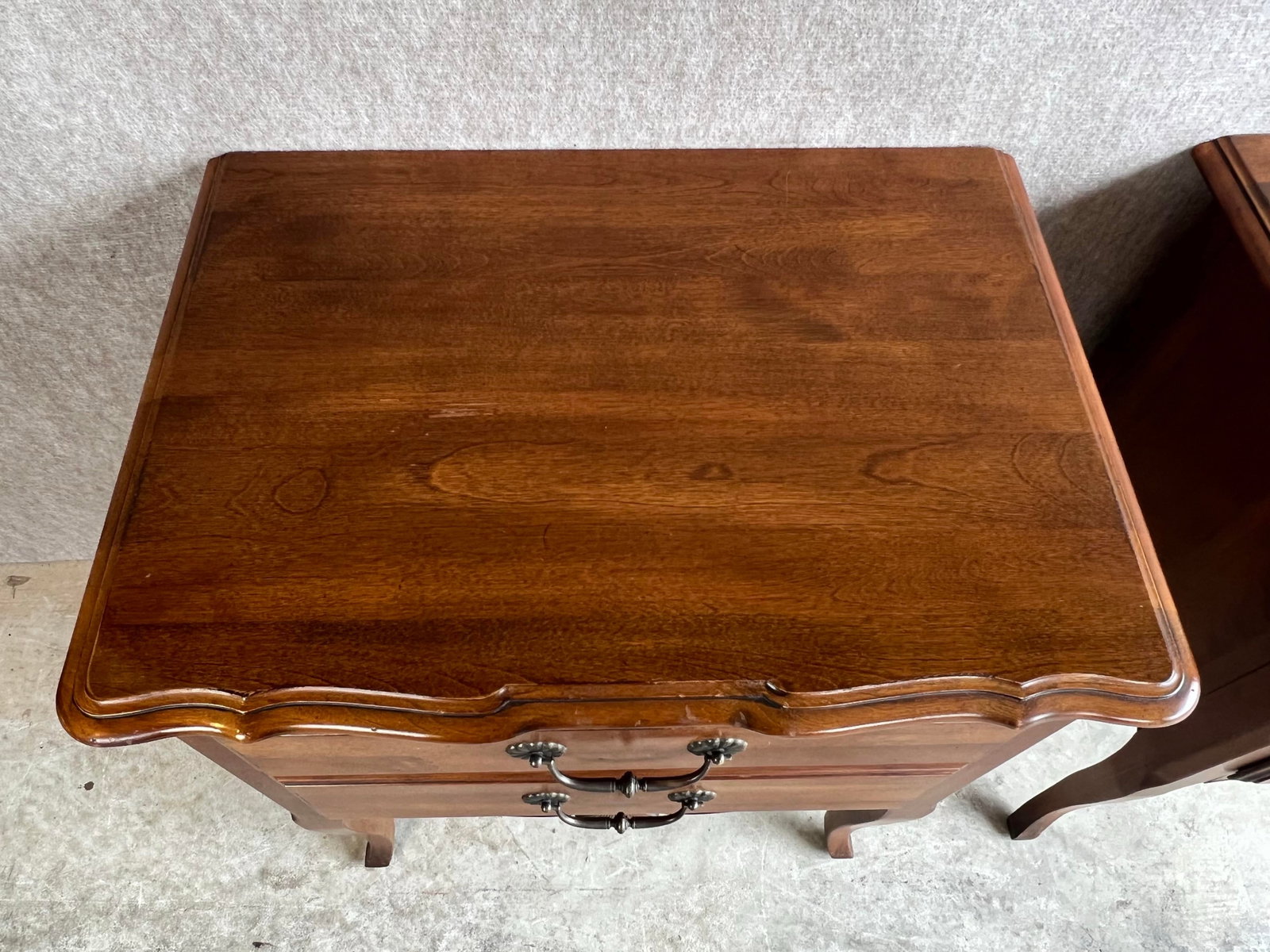 Pair of Ethan Allen French Country Nightstands - 8