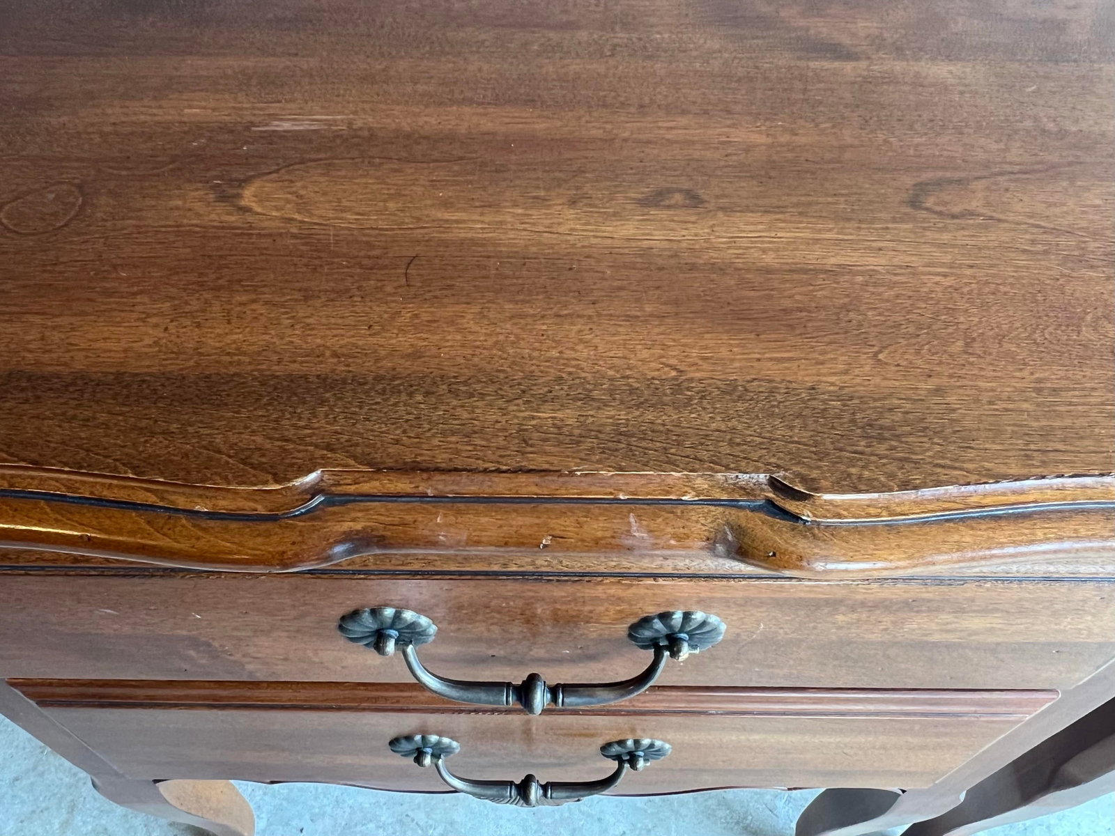 Pair of Ethan Allen French Country Nightstands - 9