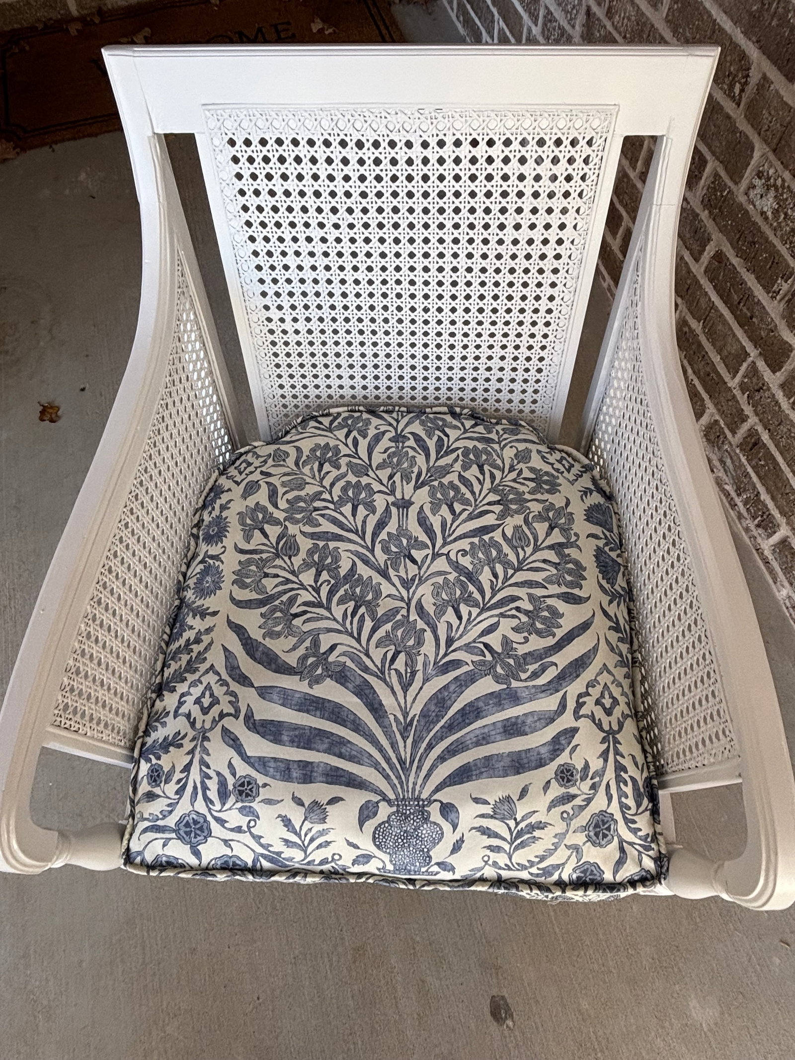 Vintage Hibriten Bernhardt Caned Armchair With Lee Jofa Oscar De La Renta Sameera Fabric - 2